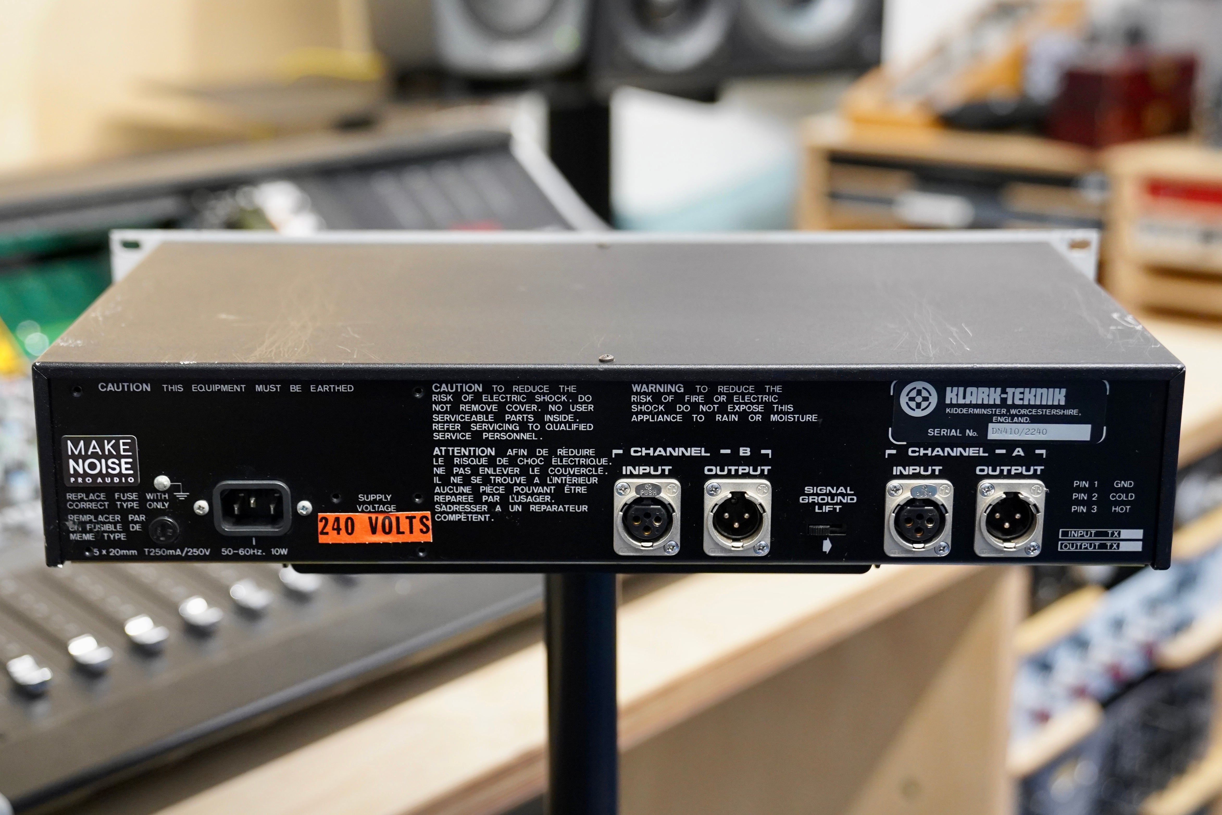 Klark Teknik DN410 Parametric EQ