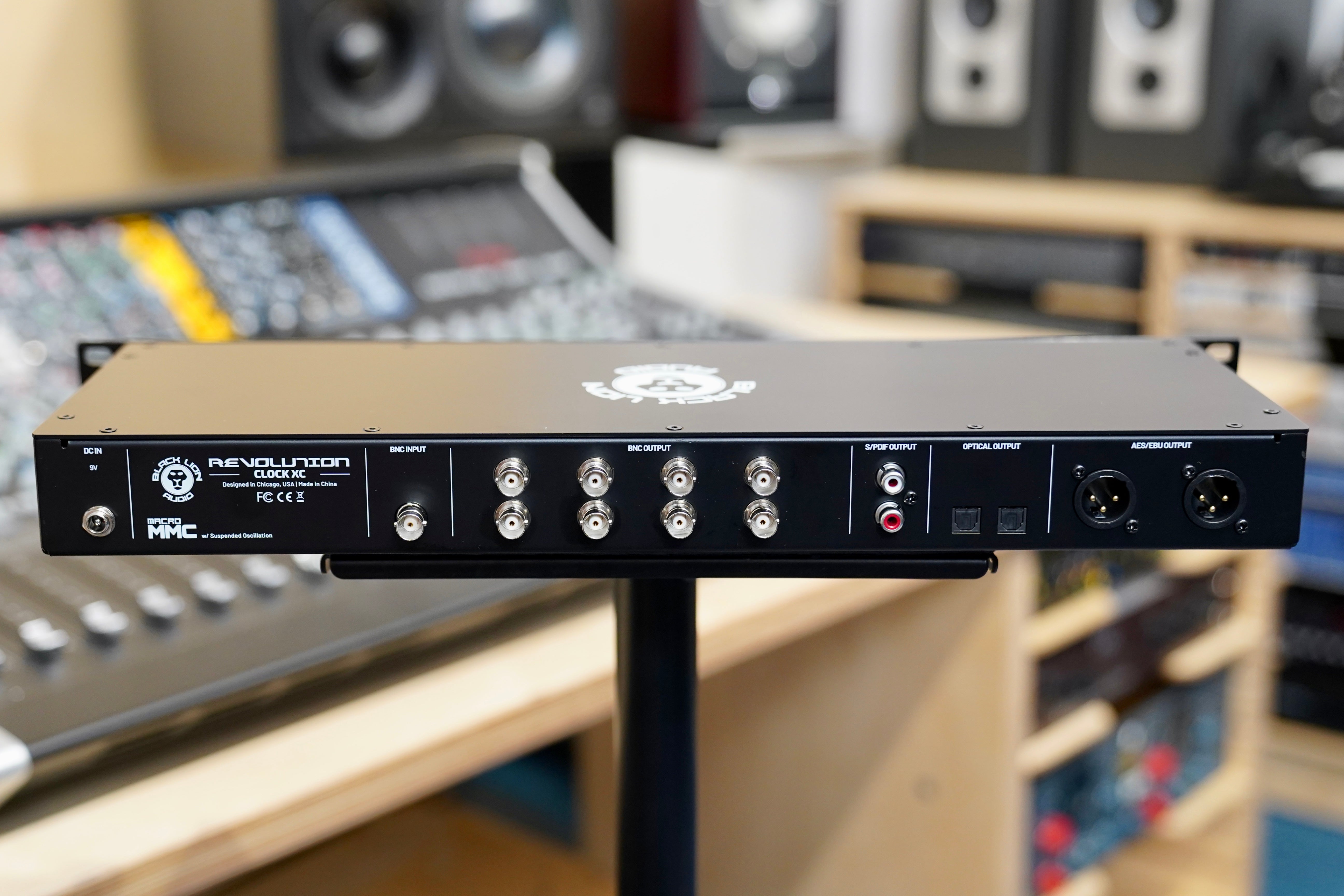 Black Lion Audio Revolution Clock XC