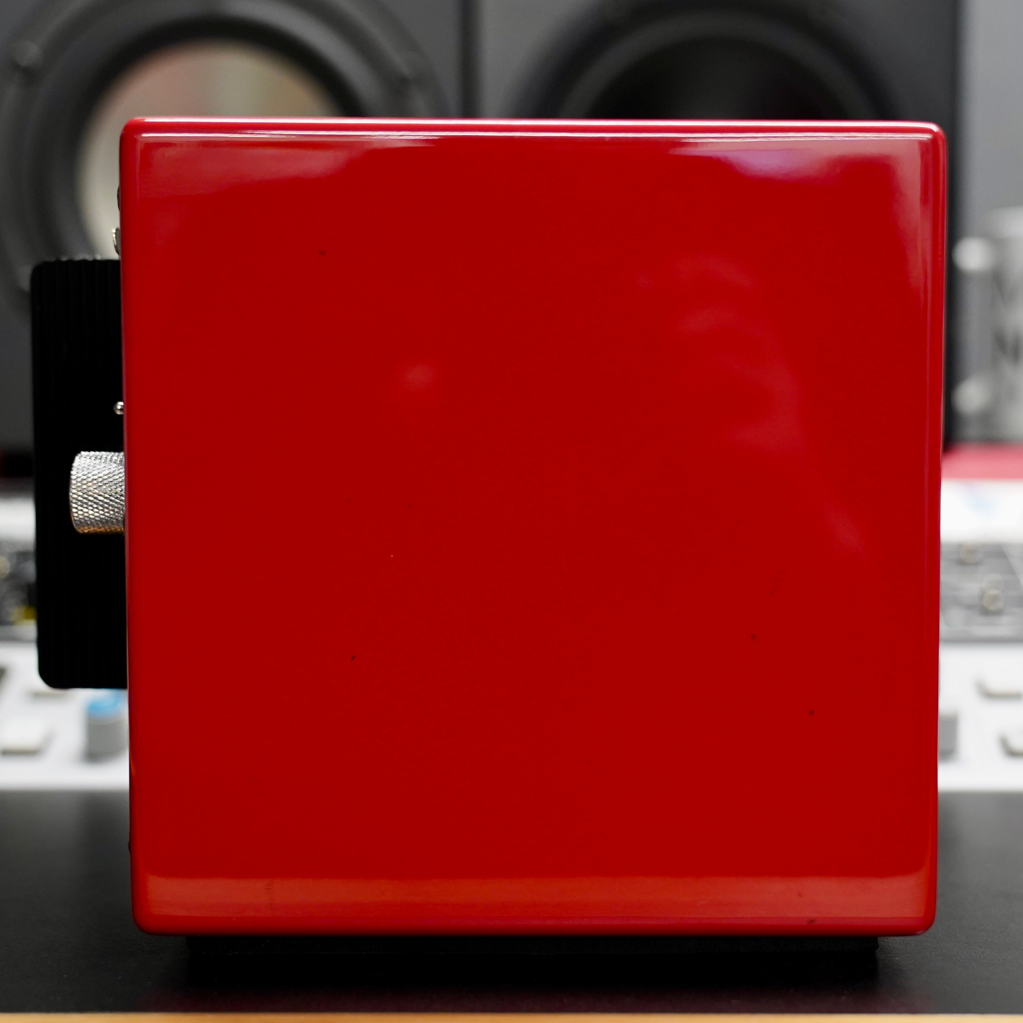 Avantone MixCube (Active)