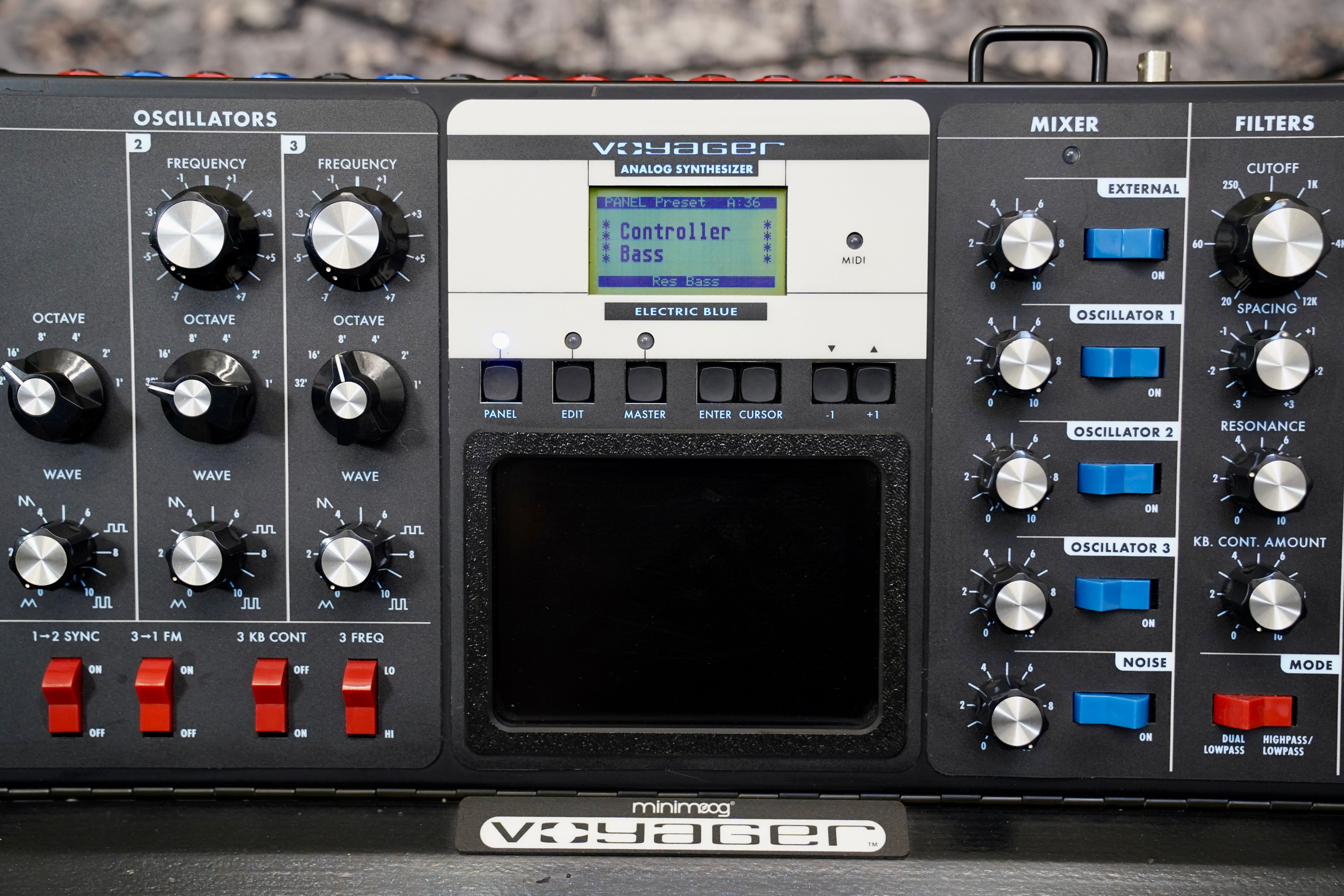 Moog Voyager Electric Blue Edition