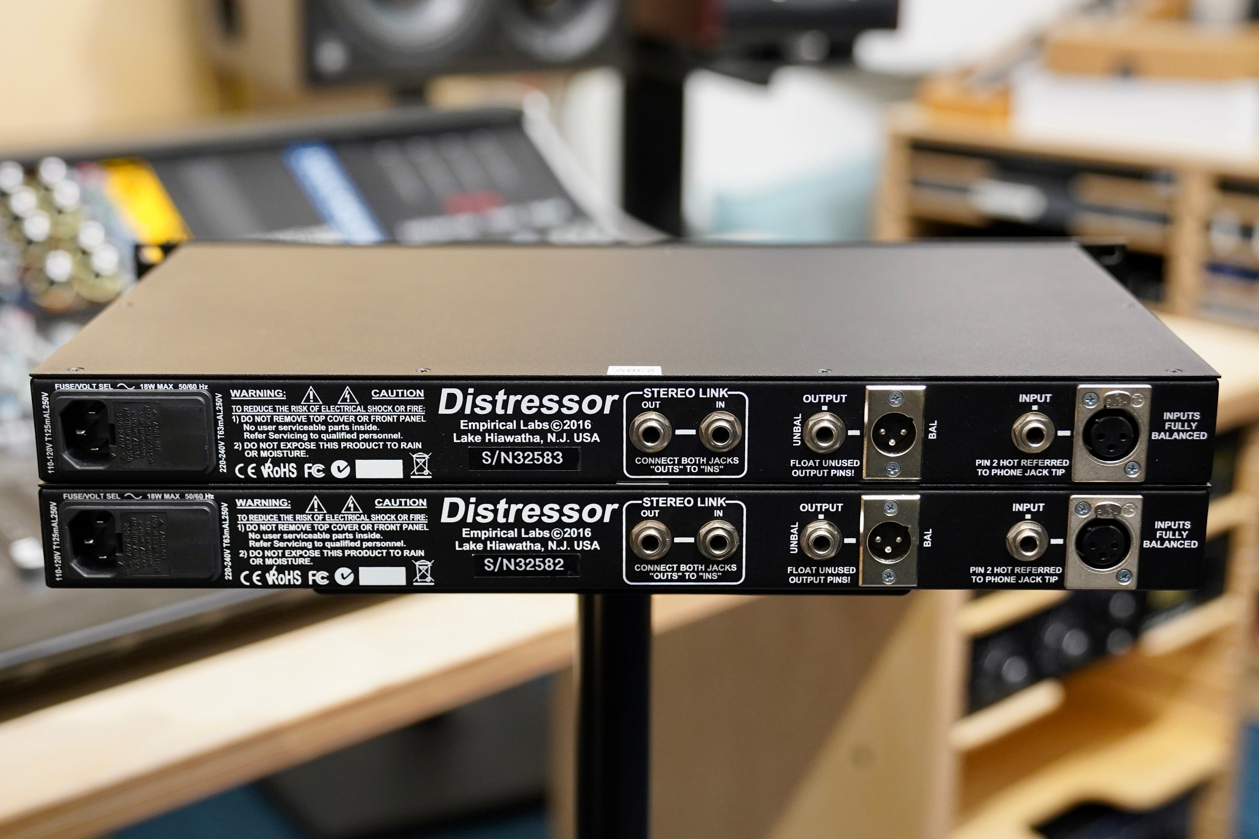Empirical Labs EL8 Distressor (Pair)