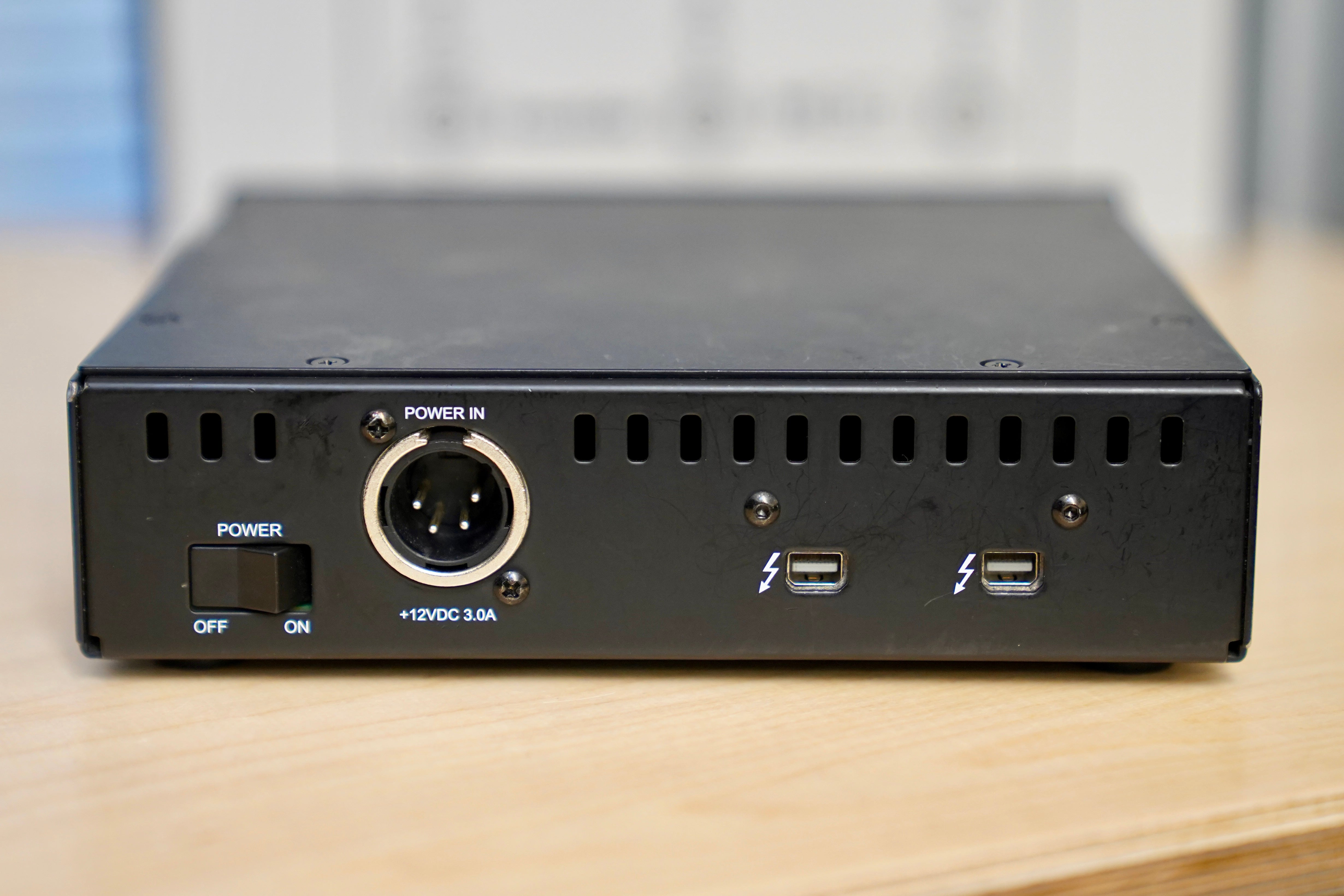 Universal Audio UAD-2 Satellite Octo TB2