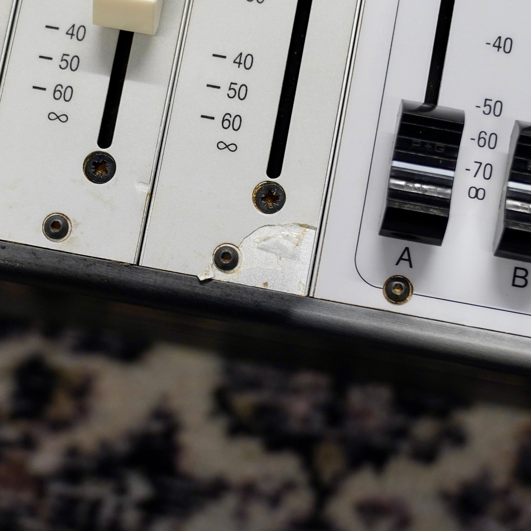 Audio Developments AD146 (8-channel)