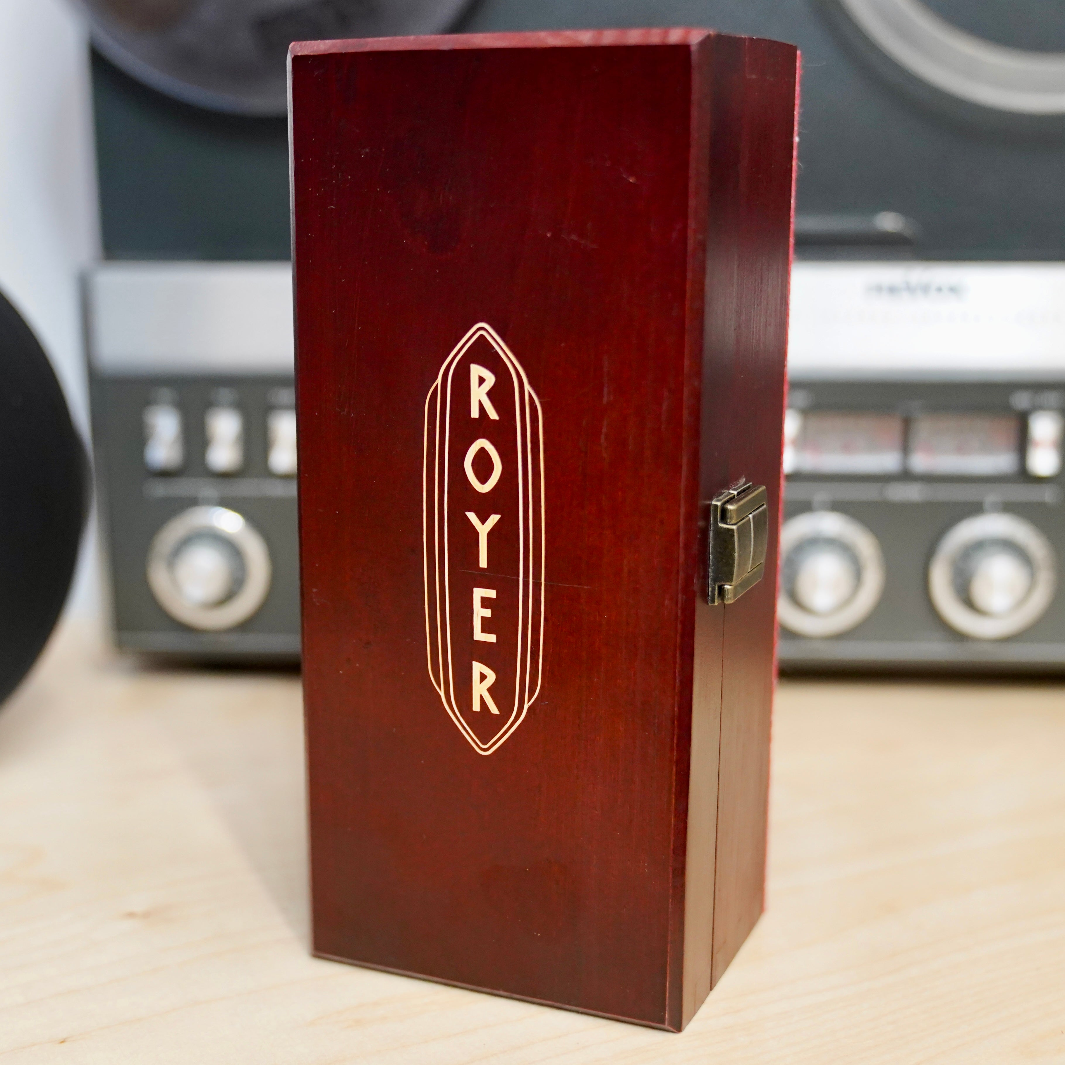 Royer R-121 Ribbon Microphone