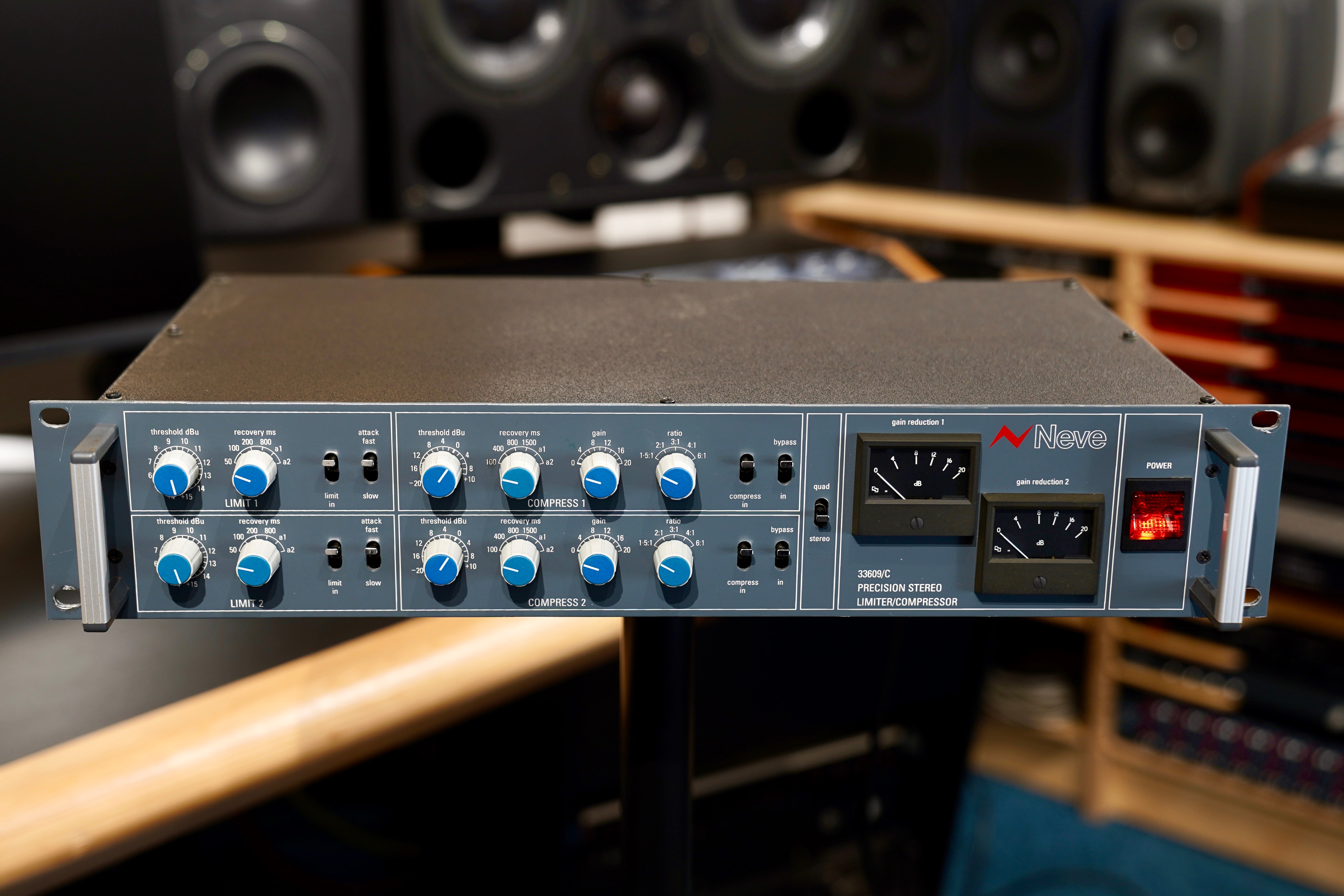 Neve 33609/C Stereo Compressor / Limiter – Make Noise Pro Audio