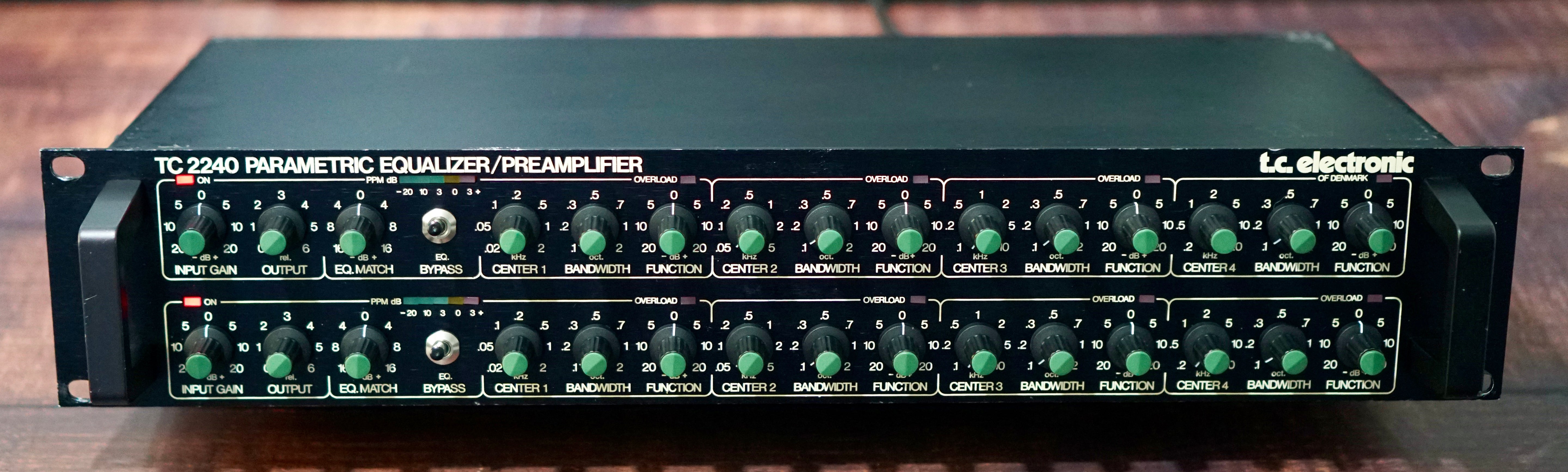 TC Electronic 2240 Paremetric EQ