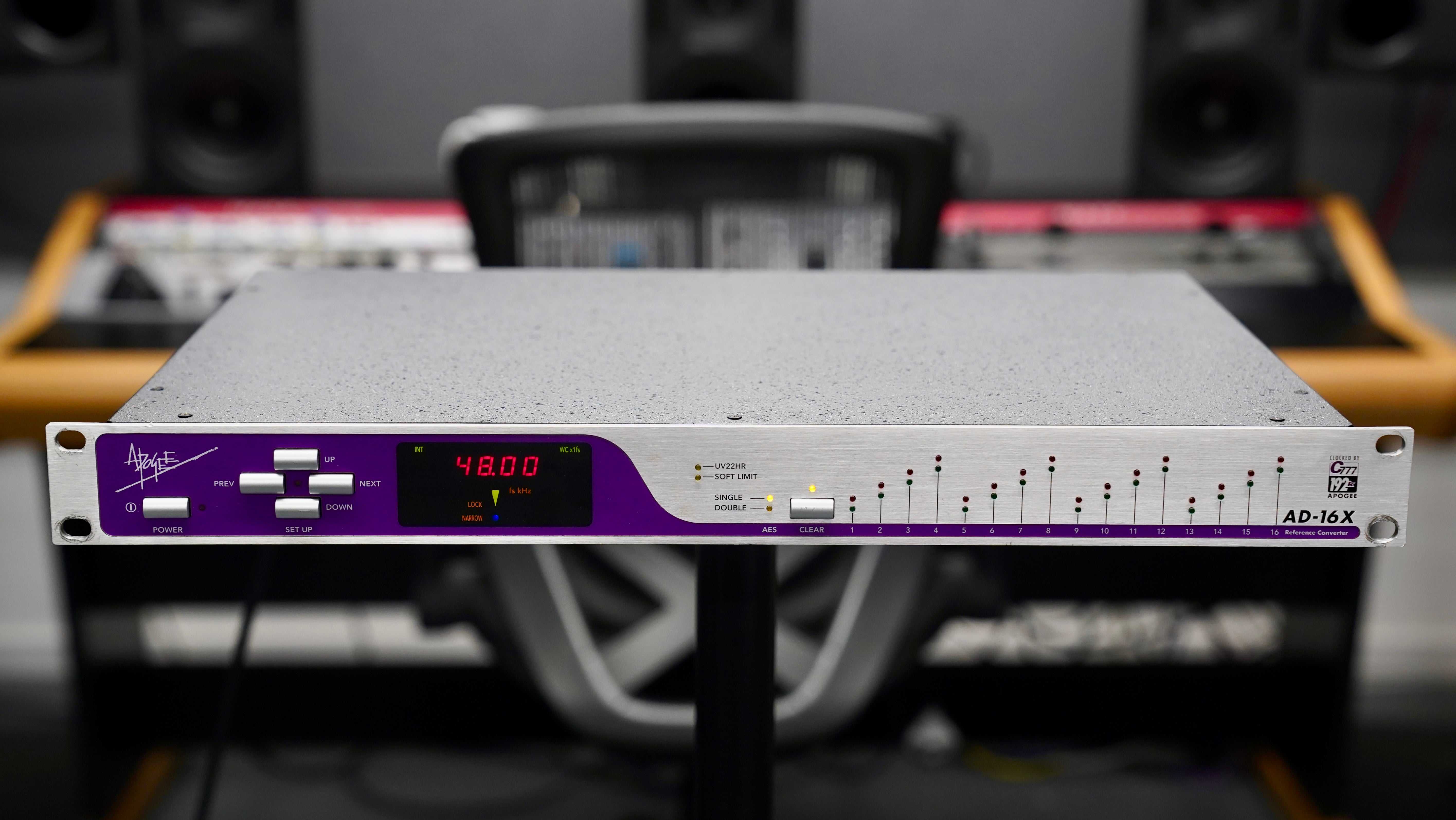 Apogee AD16-X w/ X-HD