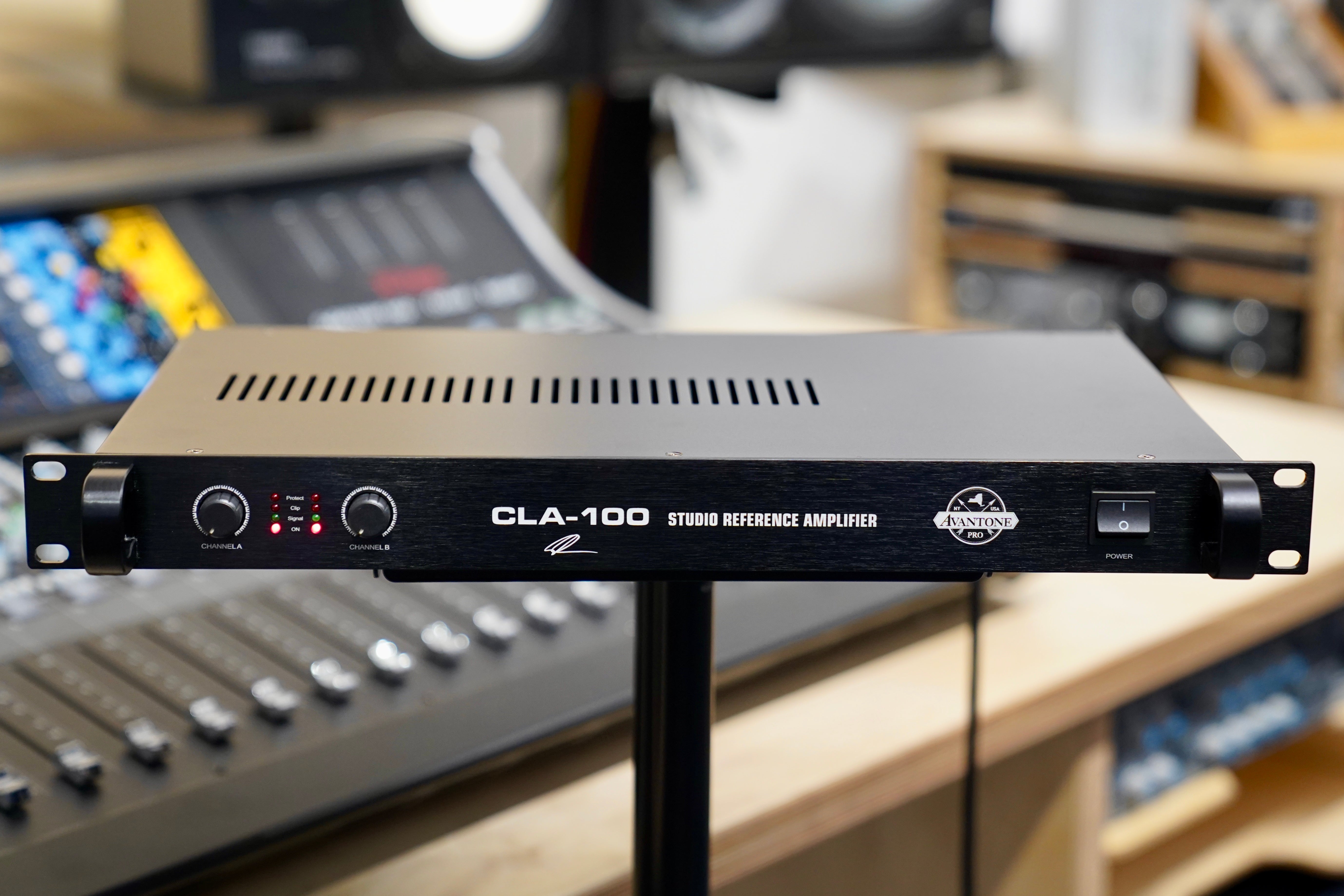 Avantone Pro CLA-100 Studio Power Amplifier