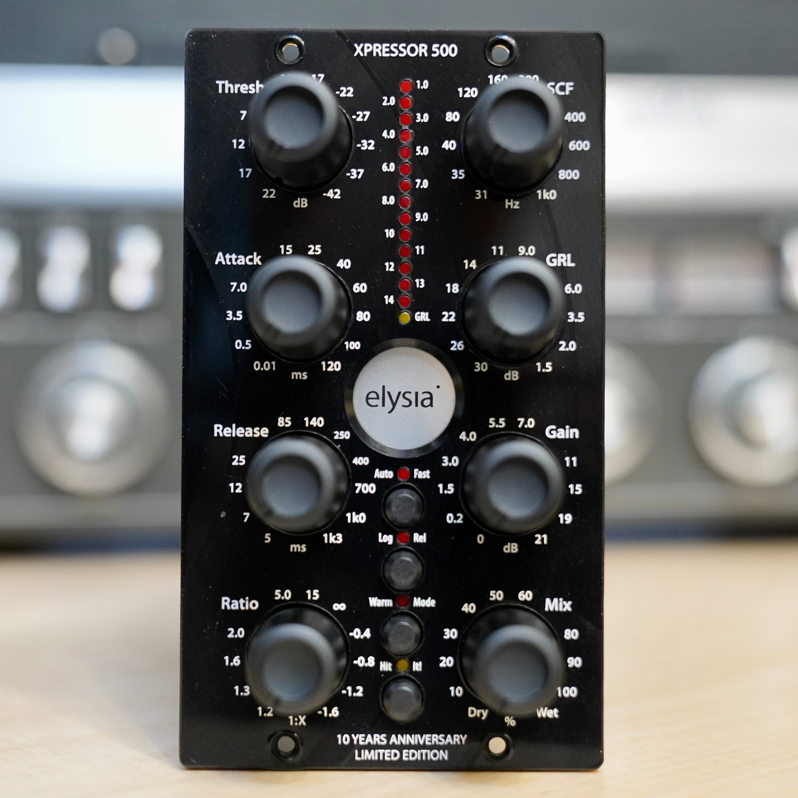 Elysia Xpressor 500 “Vinyl Allstars”