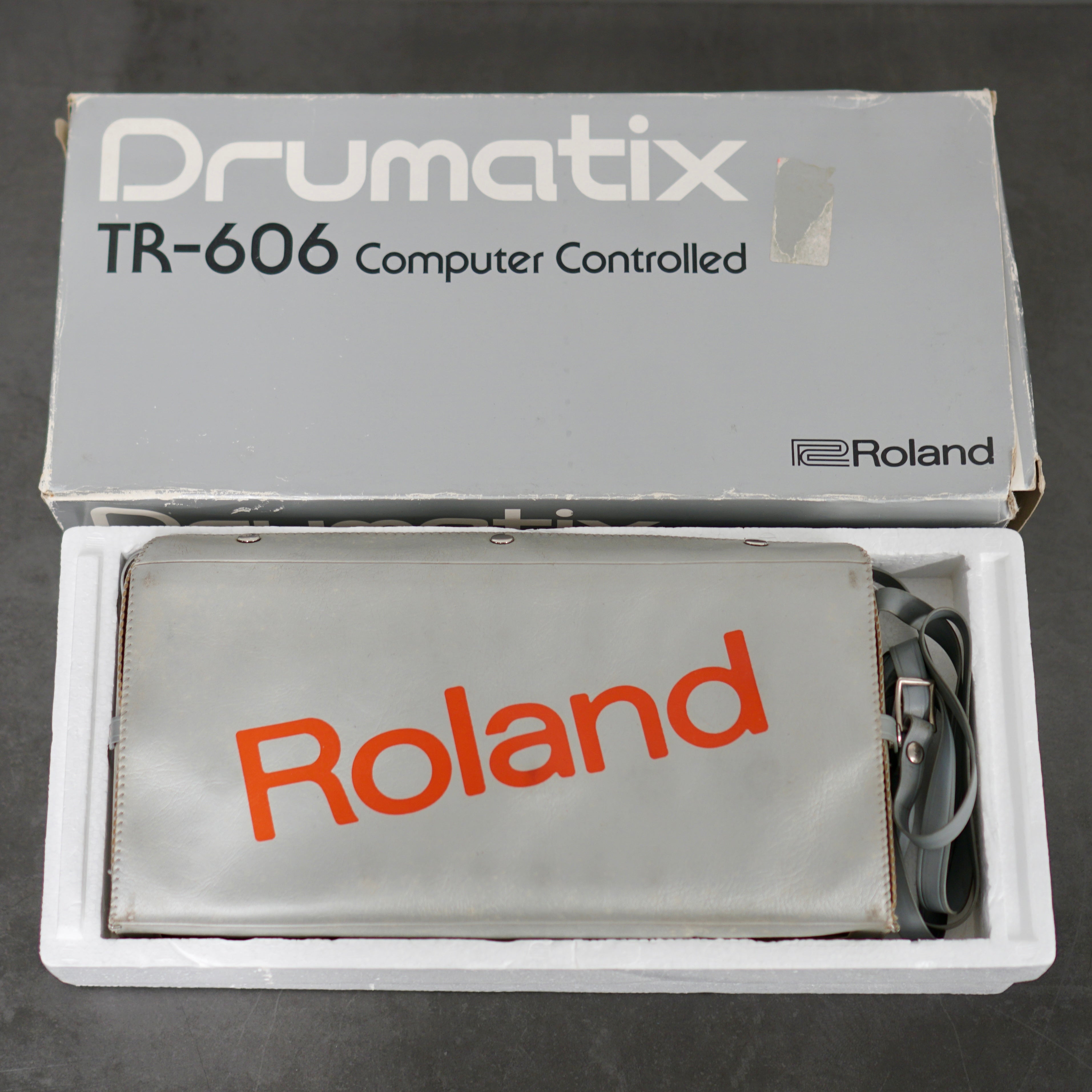 Roland TR-606