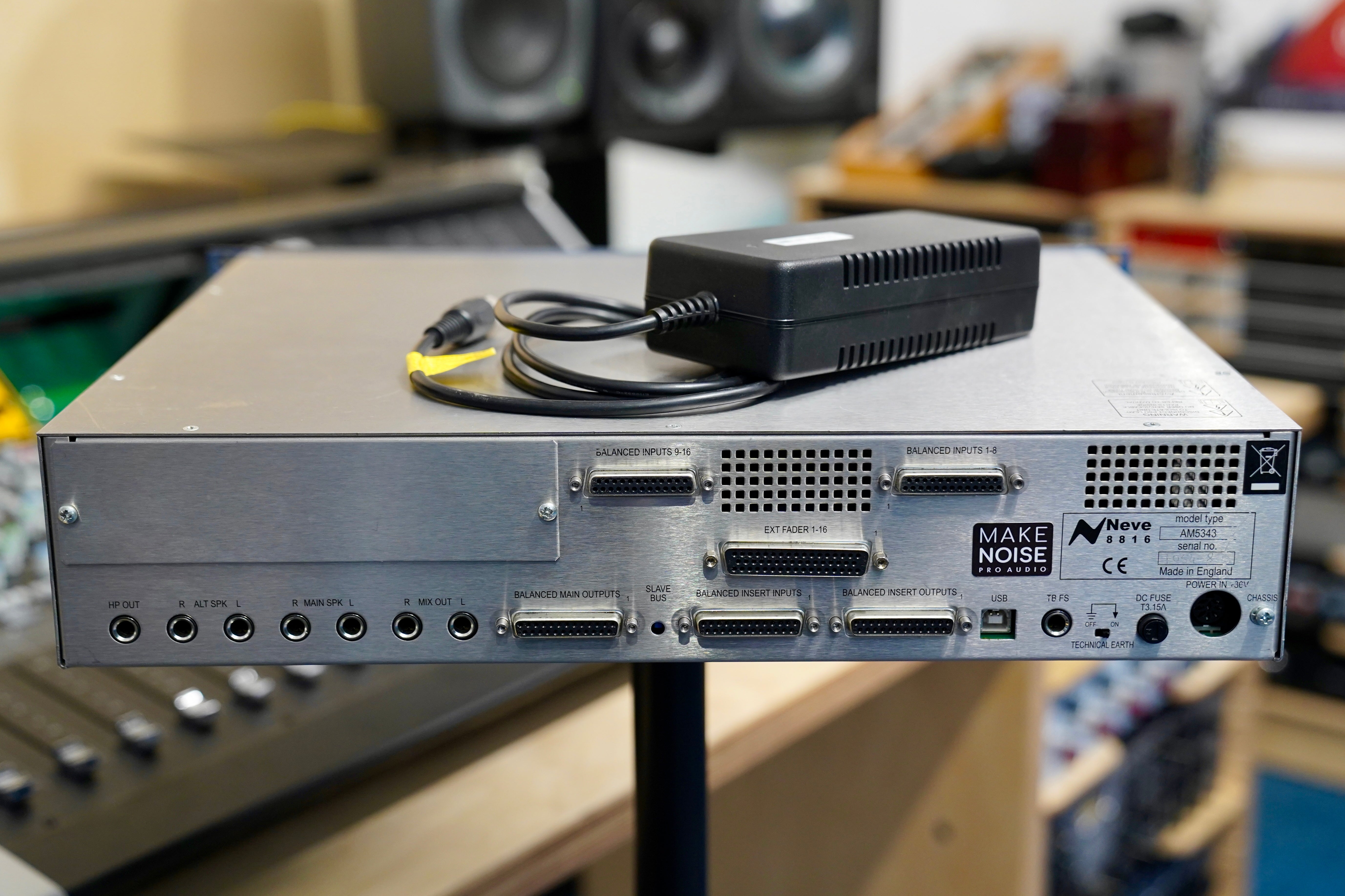 Neve 8816 Summing Mixer