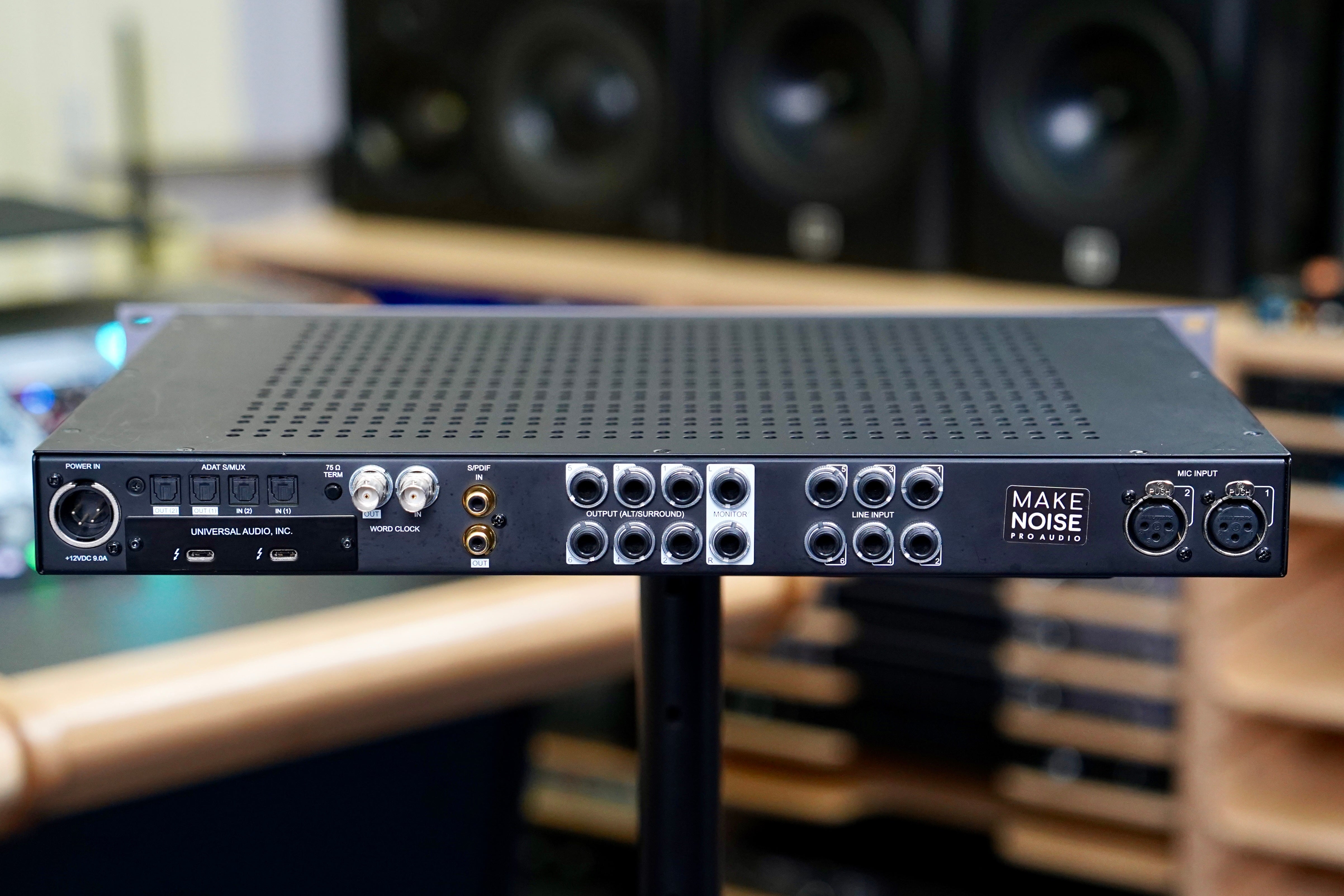 Universal Audio Apollo X6 Thunderbolt 3 Audio Interface