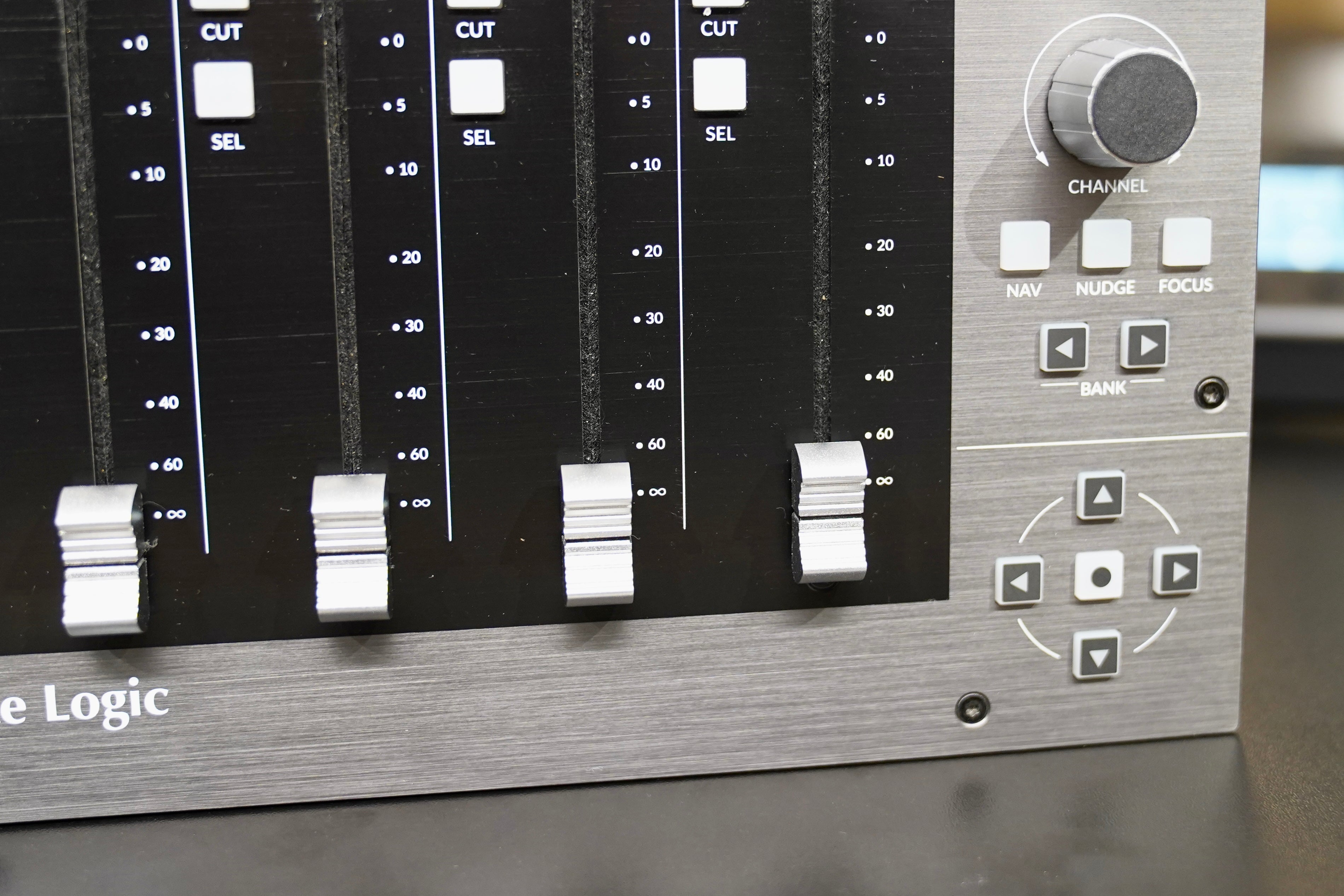 SSL UF8 Advanced DAW Controller