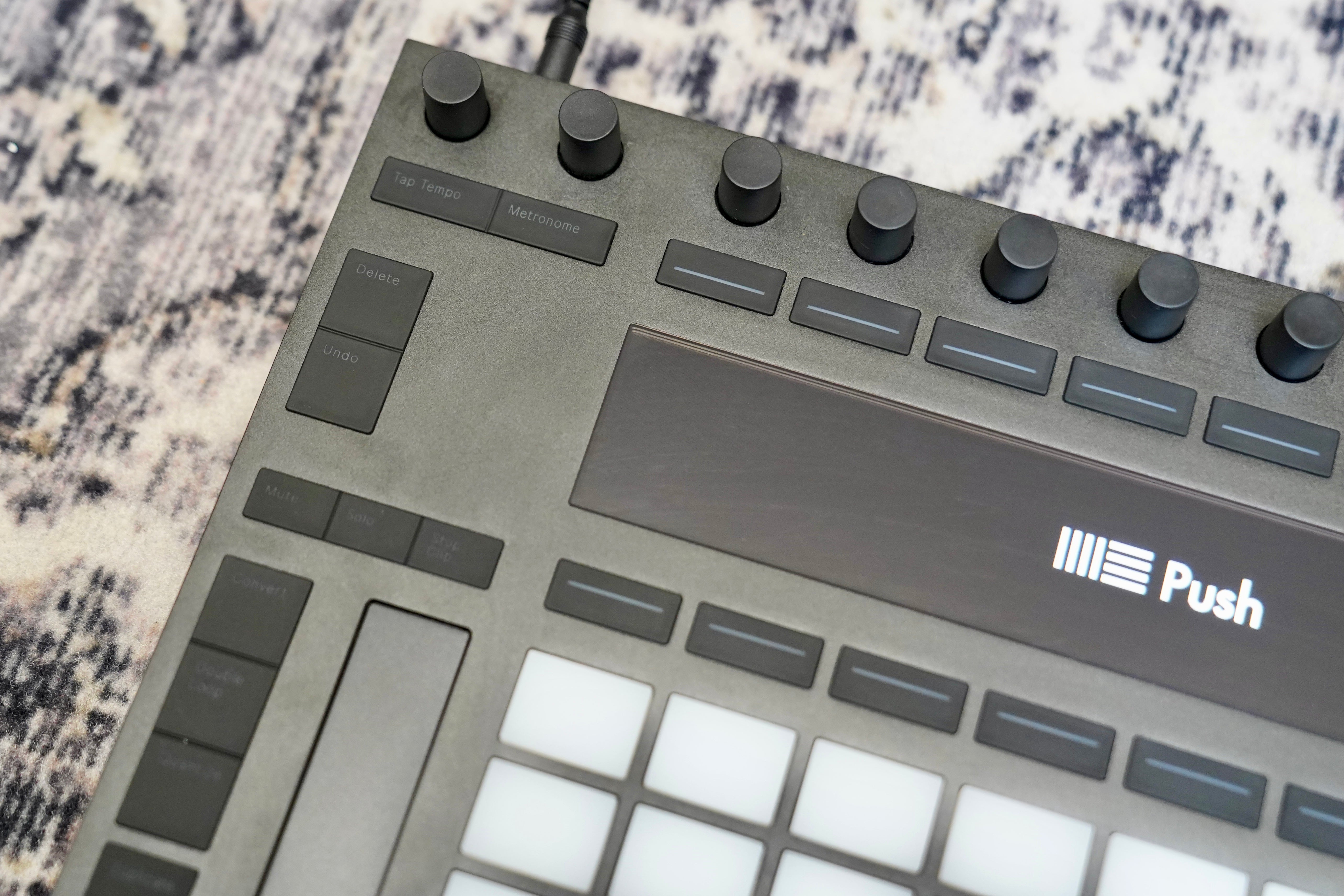 Ableton Push 2 Controller Instrument