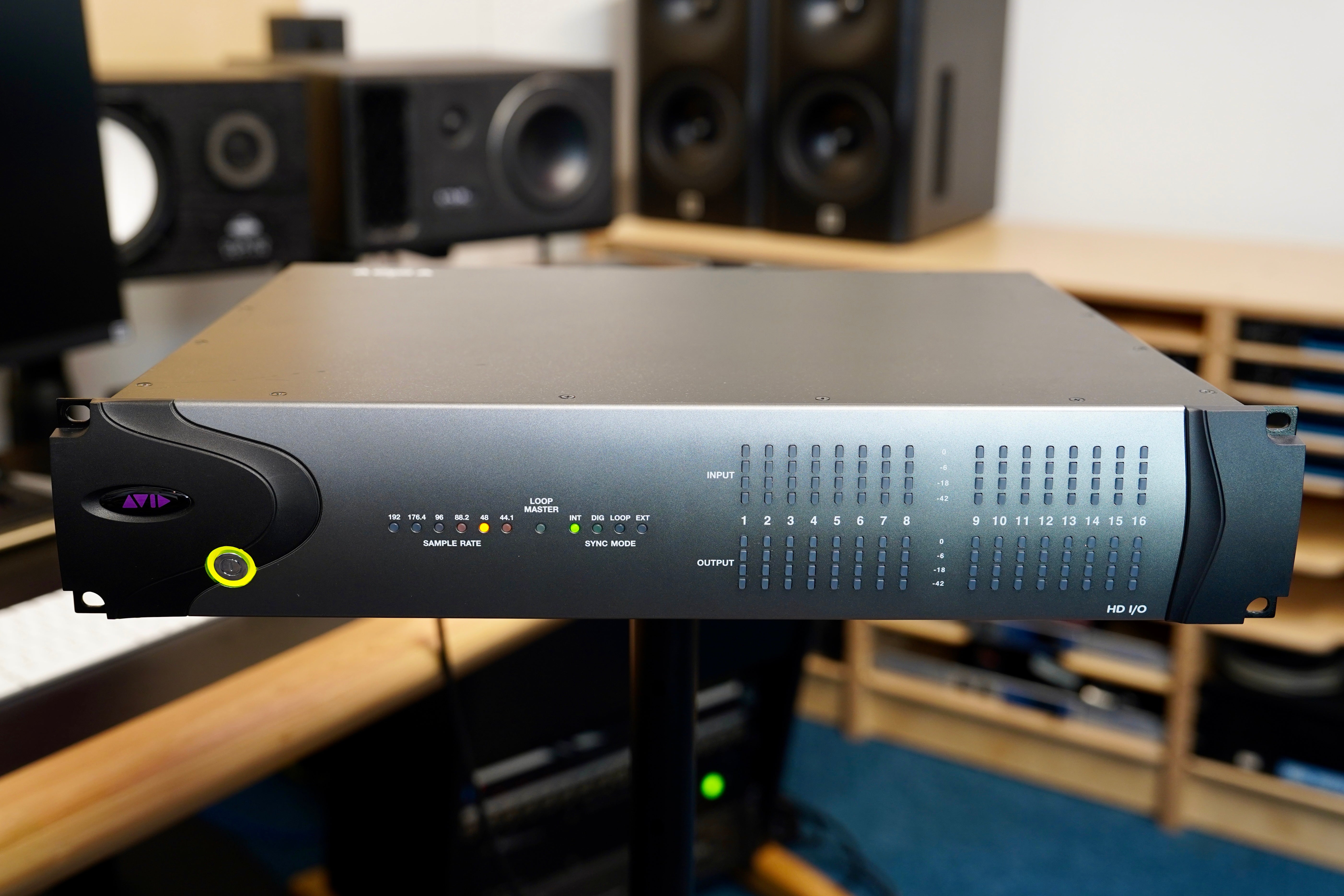 Avid HD I/O 16x16 (Analog) Pro Tools HD Audio Interface