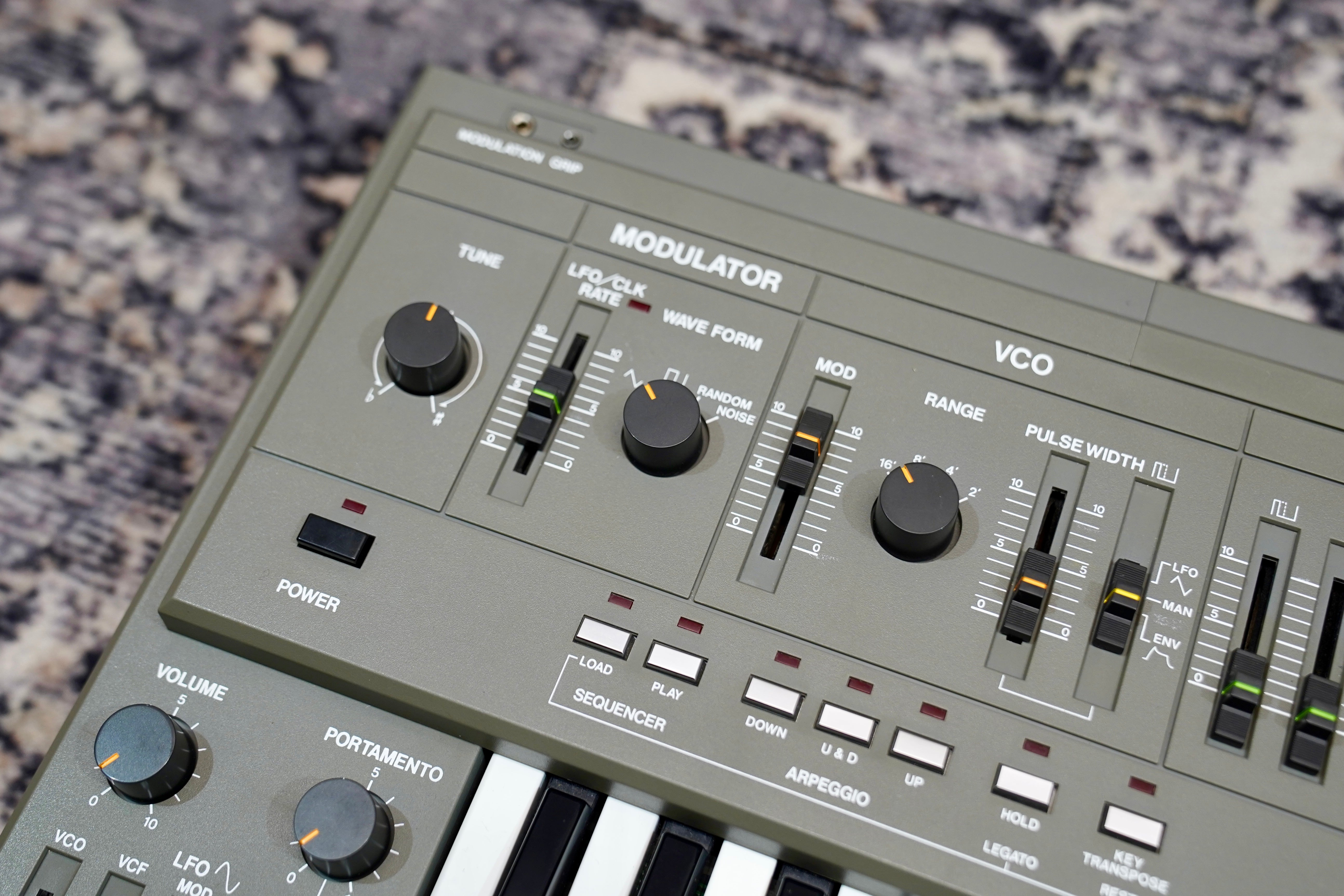 Roland SH-101 Monophonic Analog Synthesizer