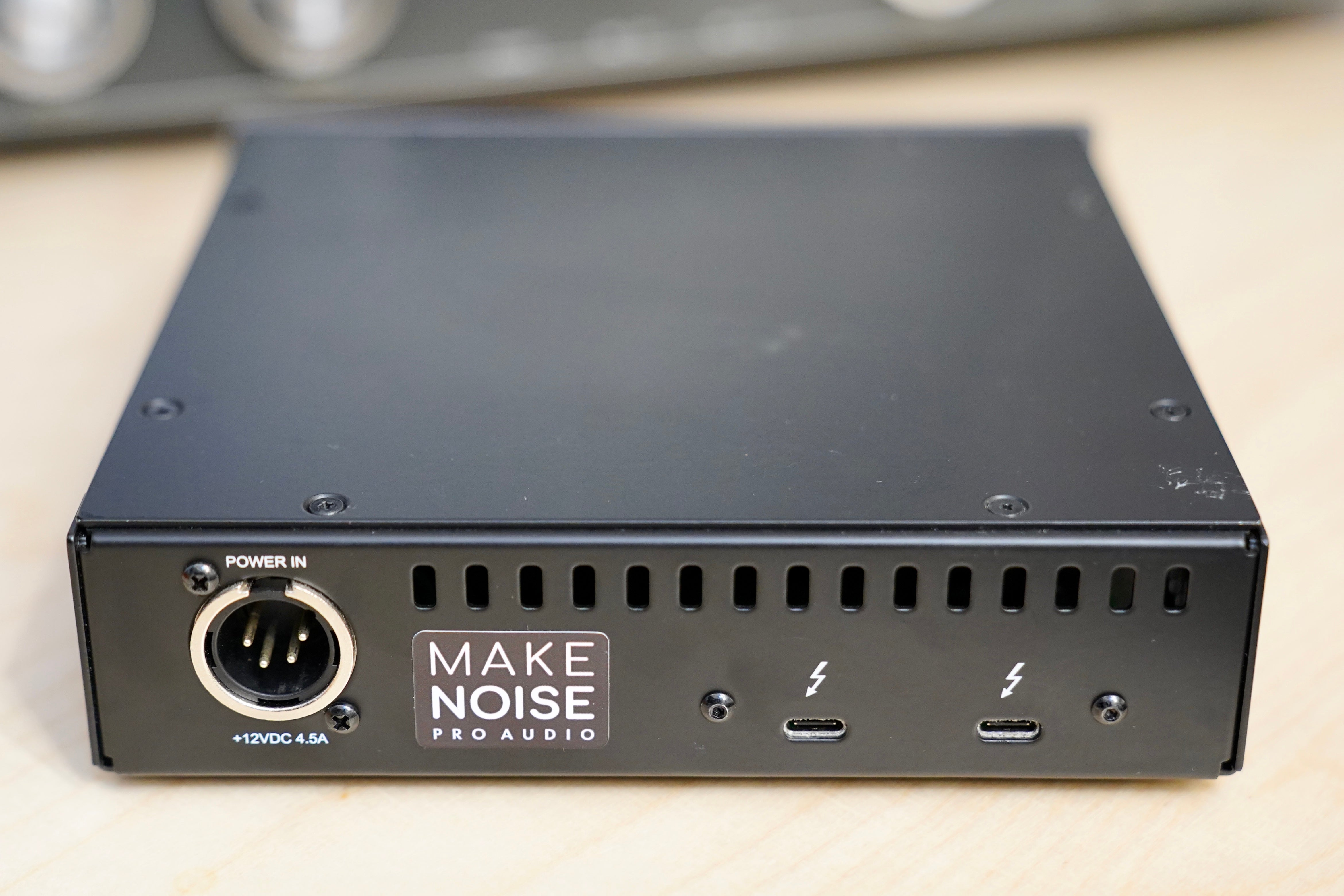 Universal Audio UAD-2 Satellite Octo TB3