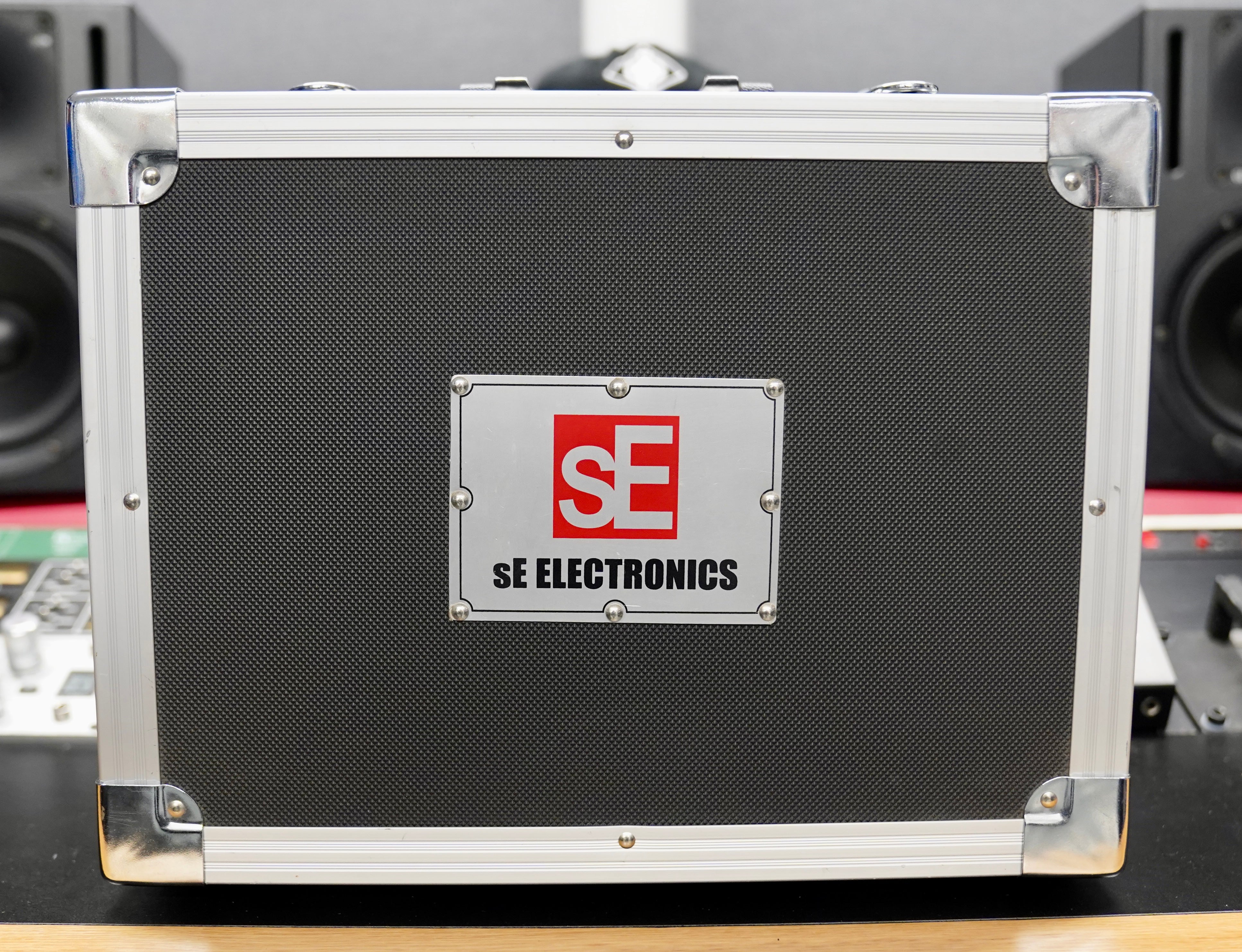 sE Electronics Titan