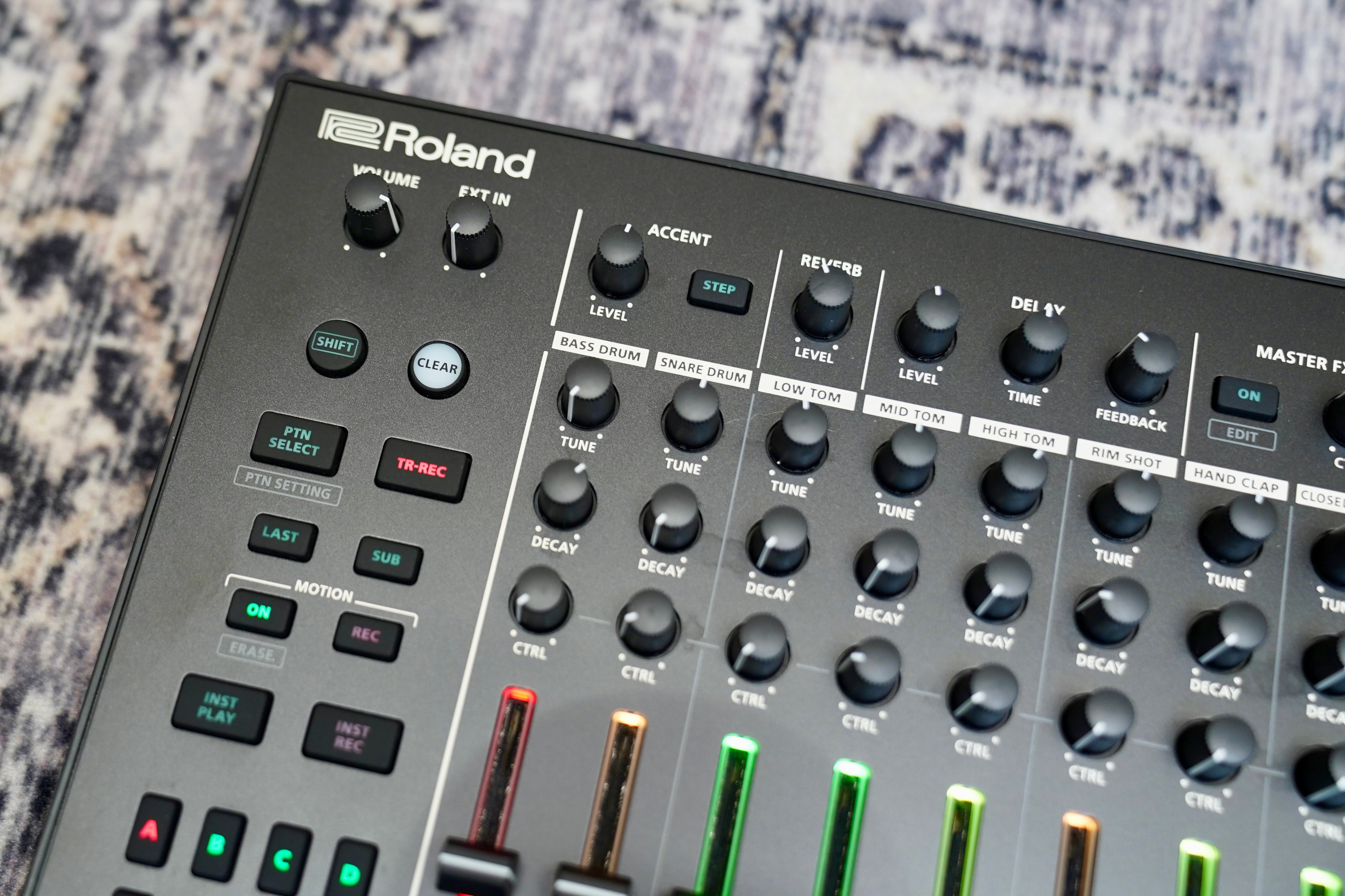 Roland TR8-S Rhythm Performer