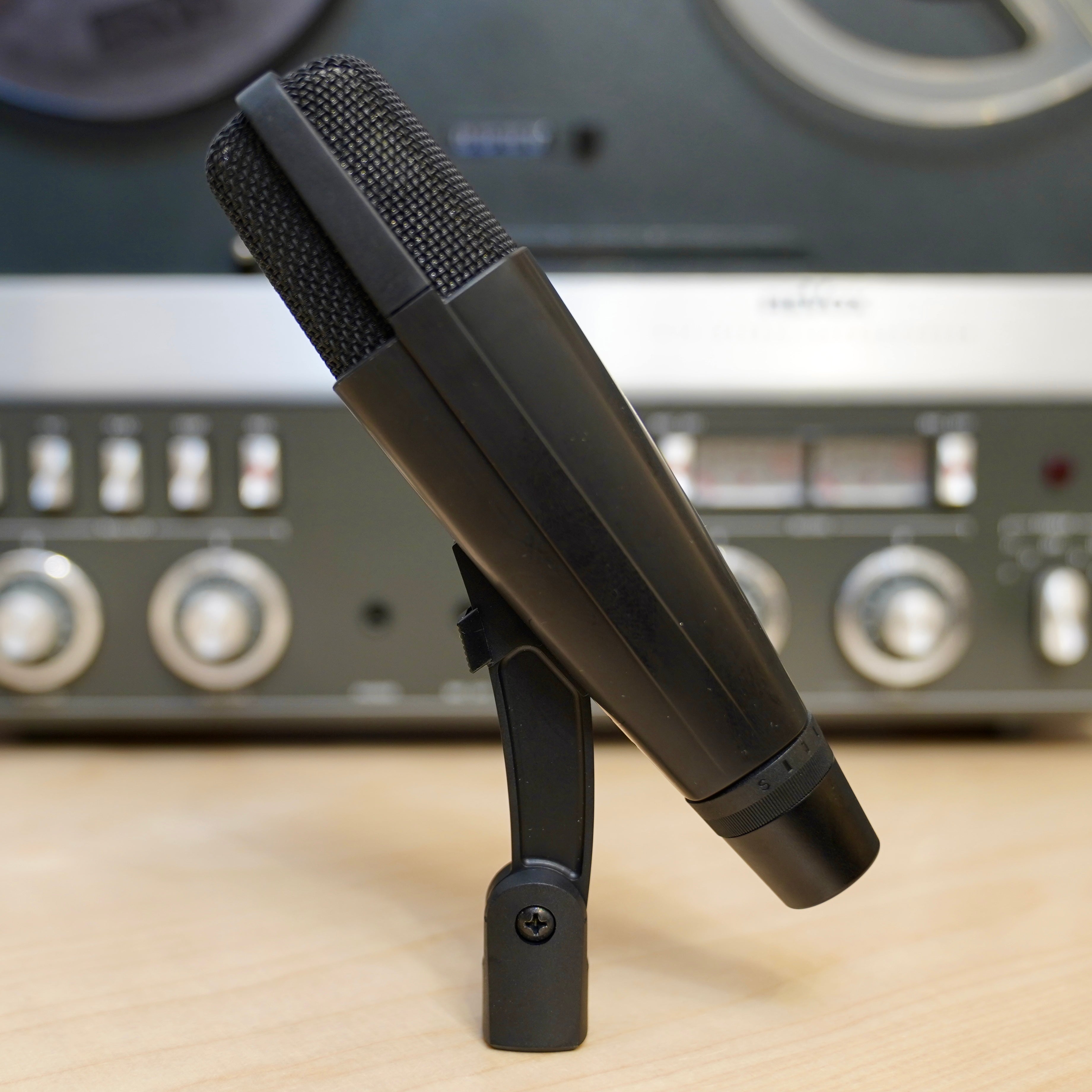 Sennheiser MD 421 II Dynamic Microphone