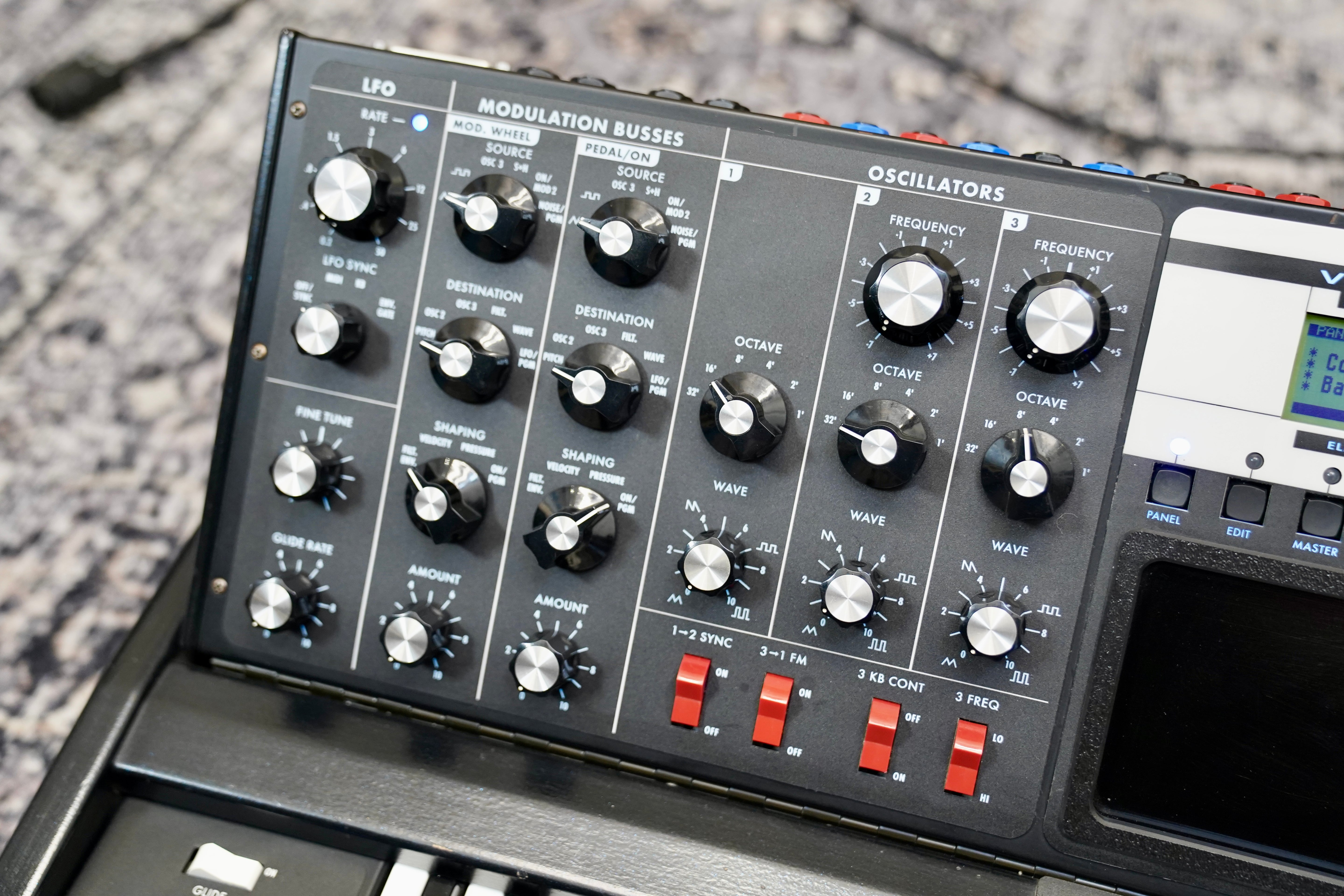 Moog Voyager Electric Blue Edition