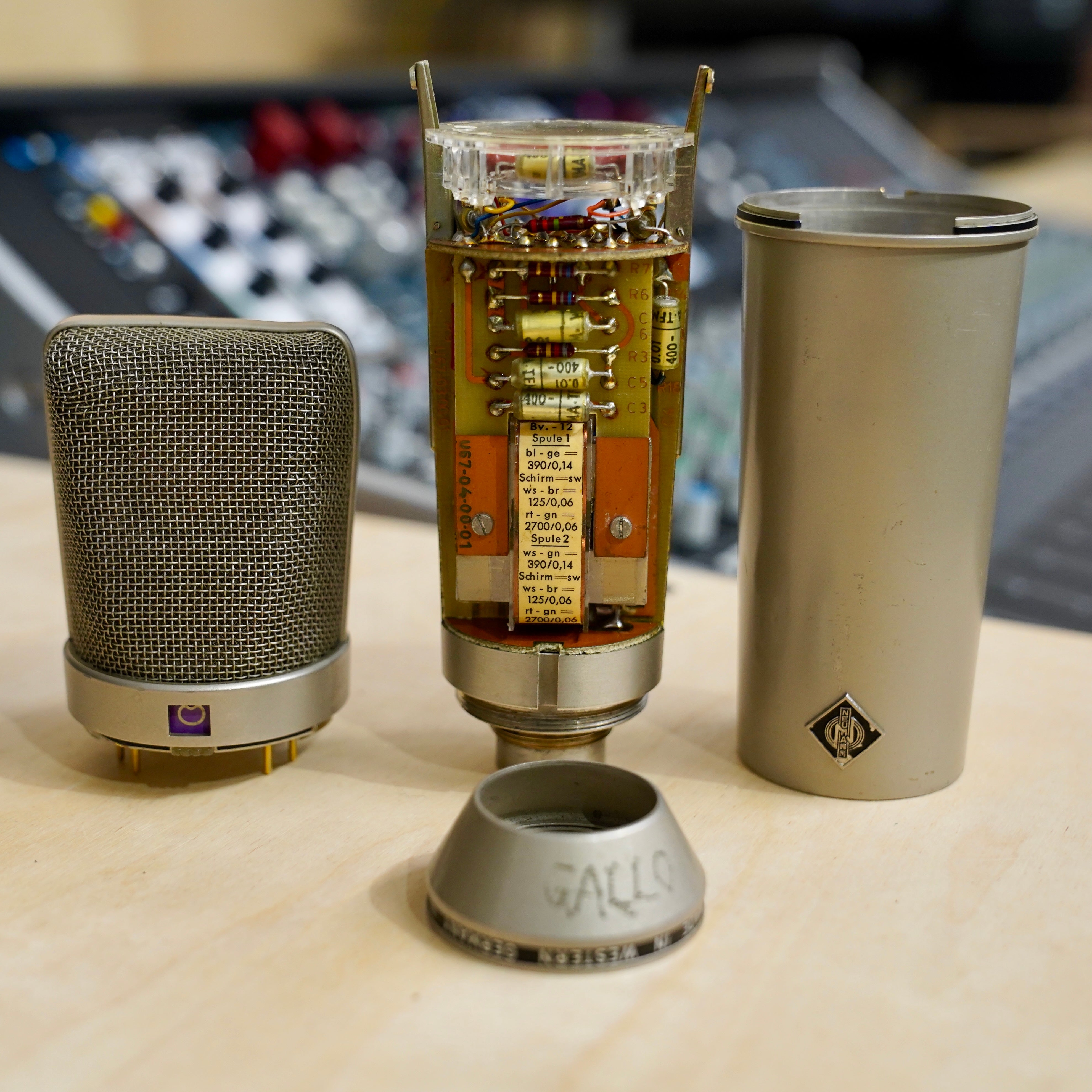 Neumann U67