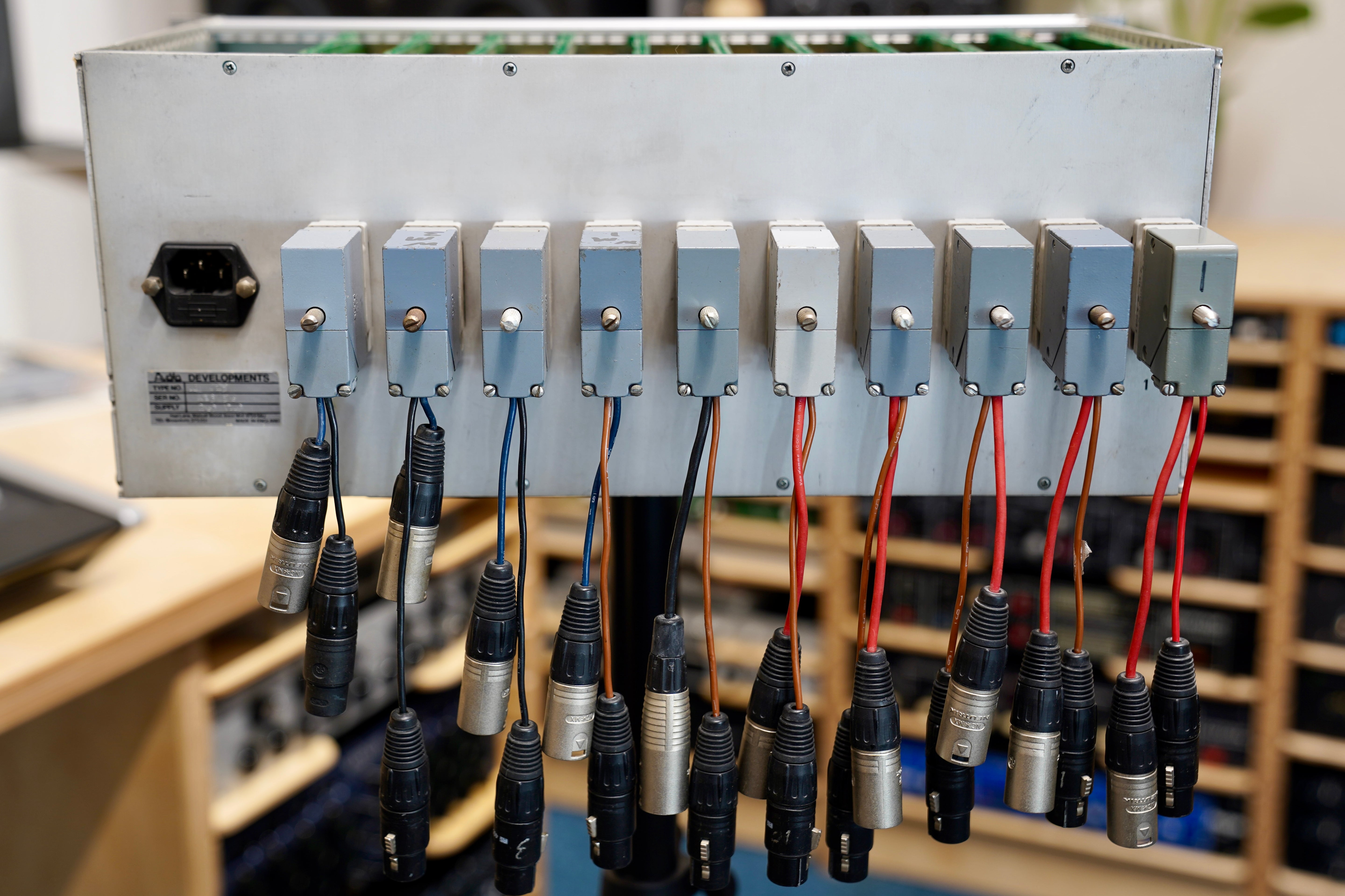 Audio Developments AD 025 Compressor Limiters