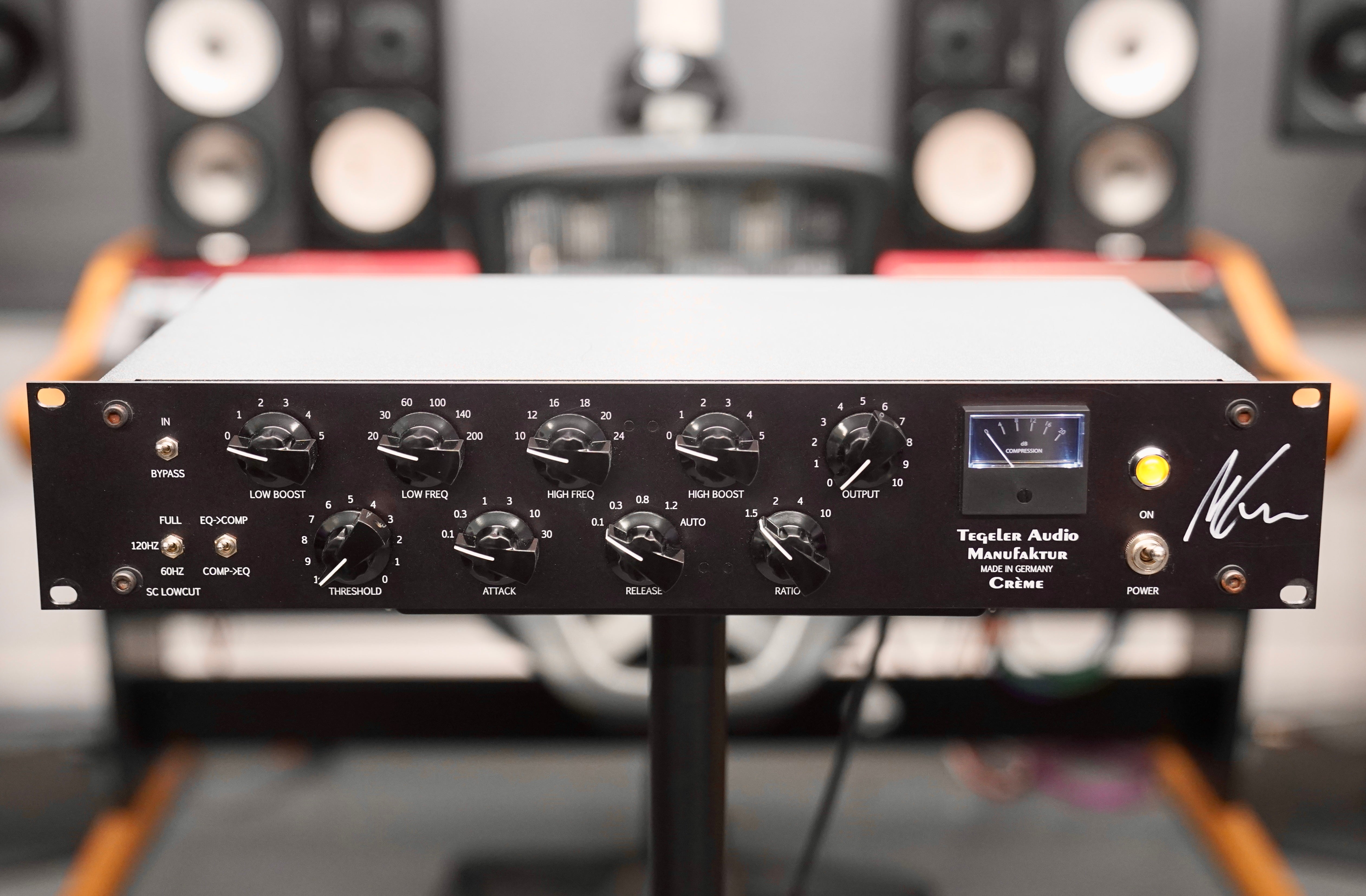 Tegeler Audio Crème Limited Black Edition