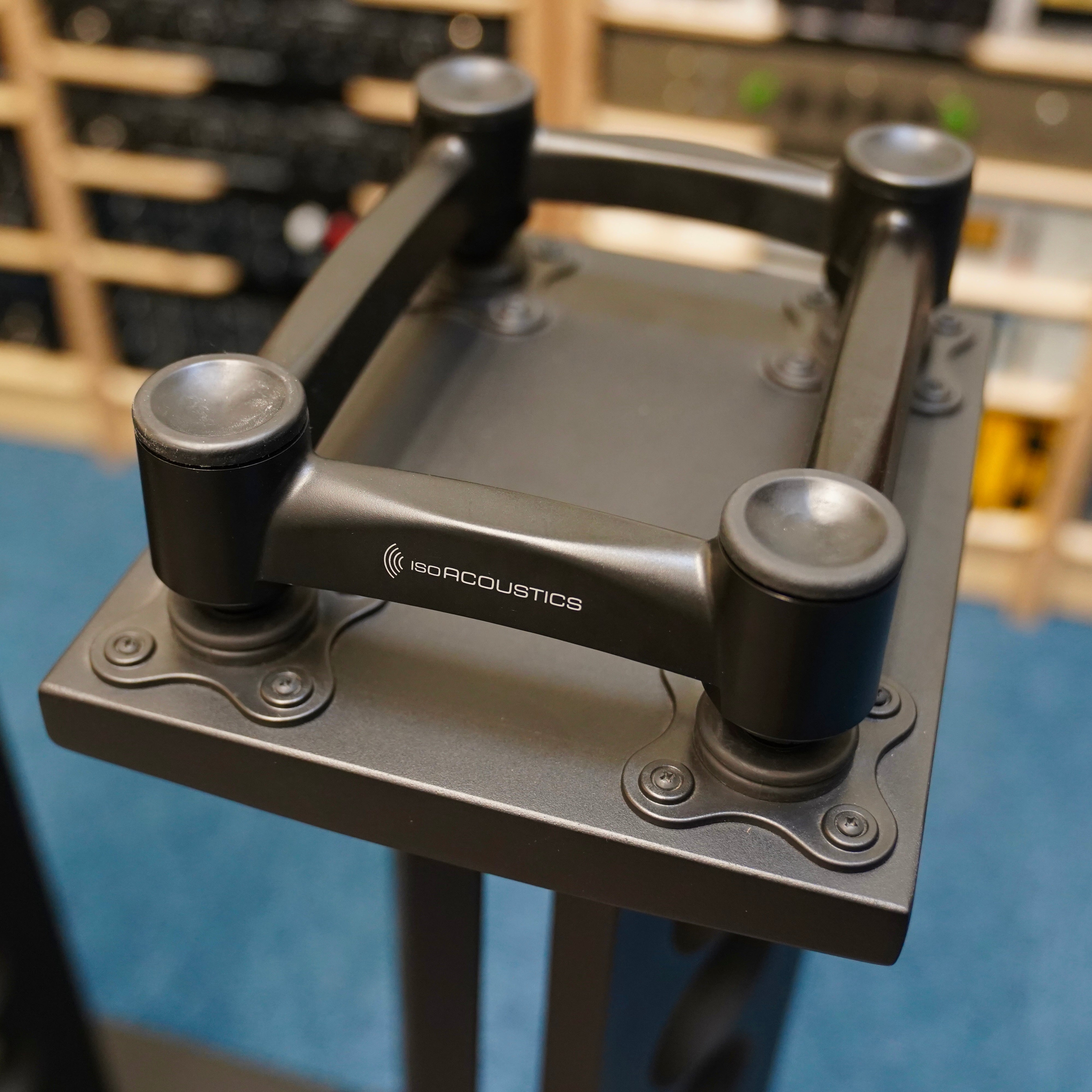 Argosy Spire 360i Speaker Stand with IsoAcoustics Technology