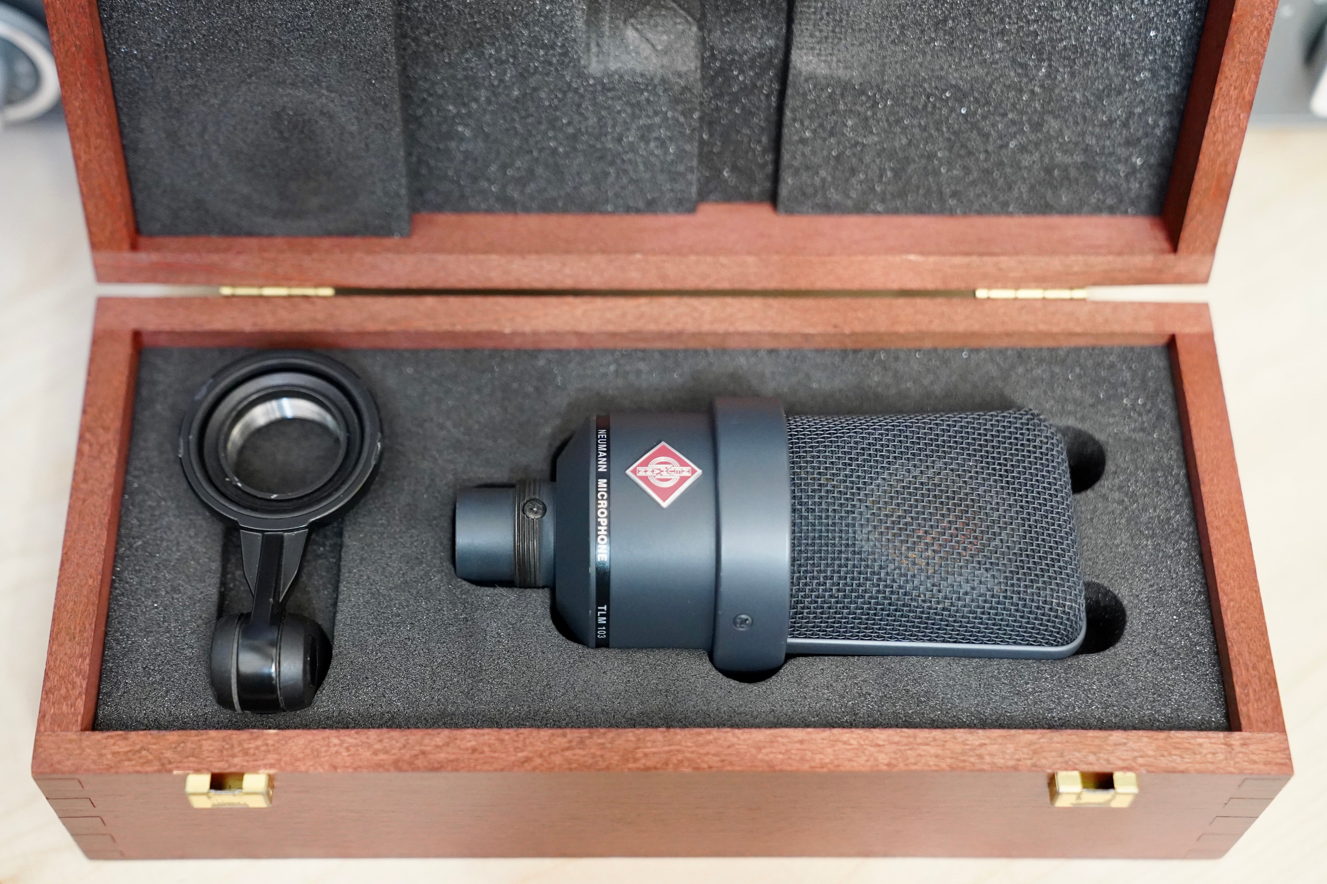 Neumann TLM 103 mt