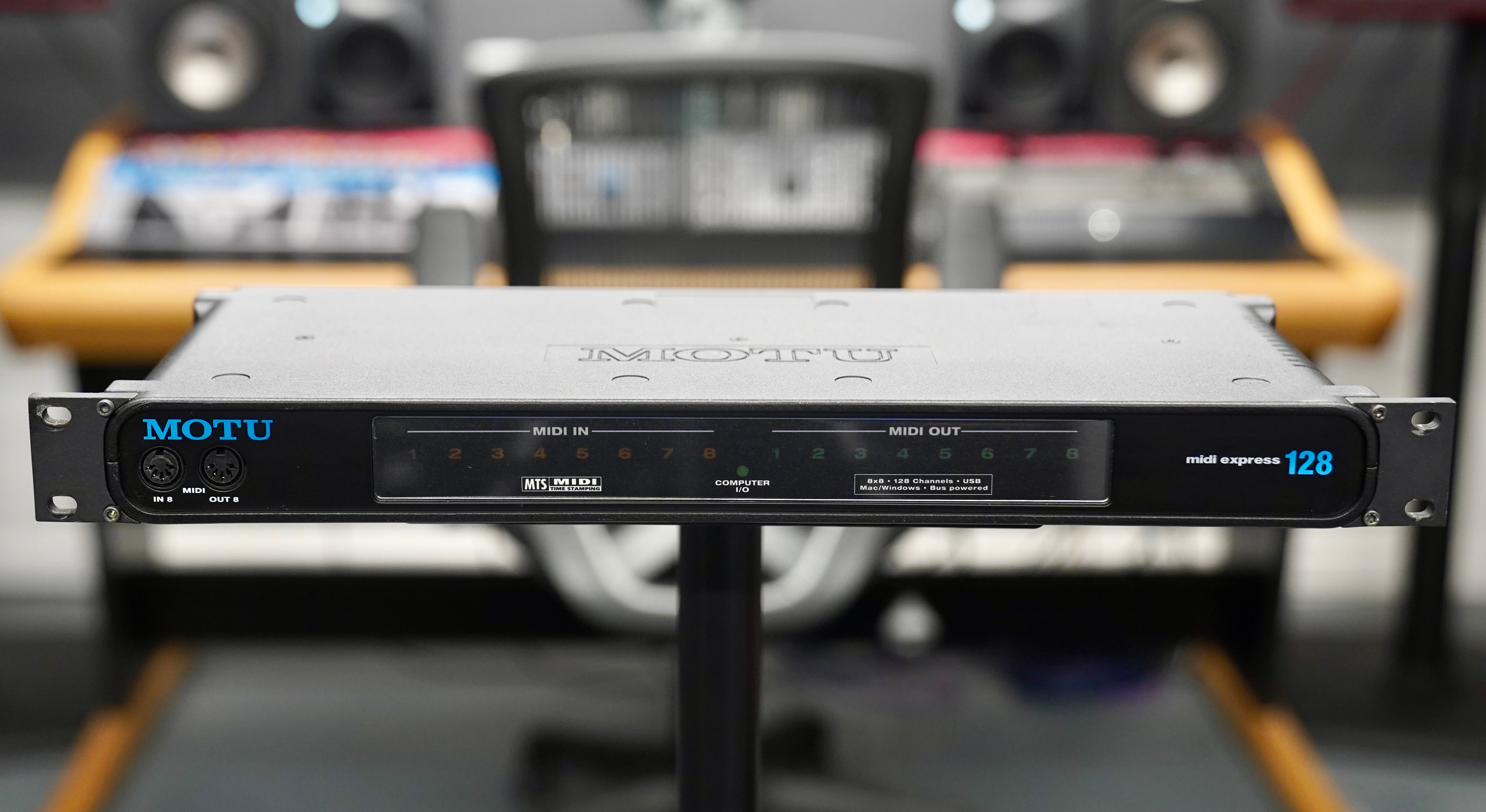 Motu Midi Express 128