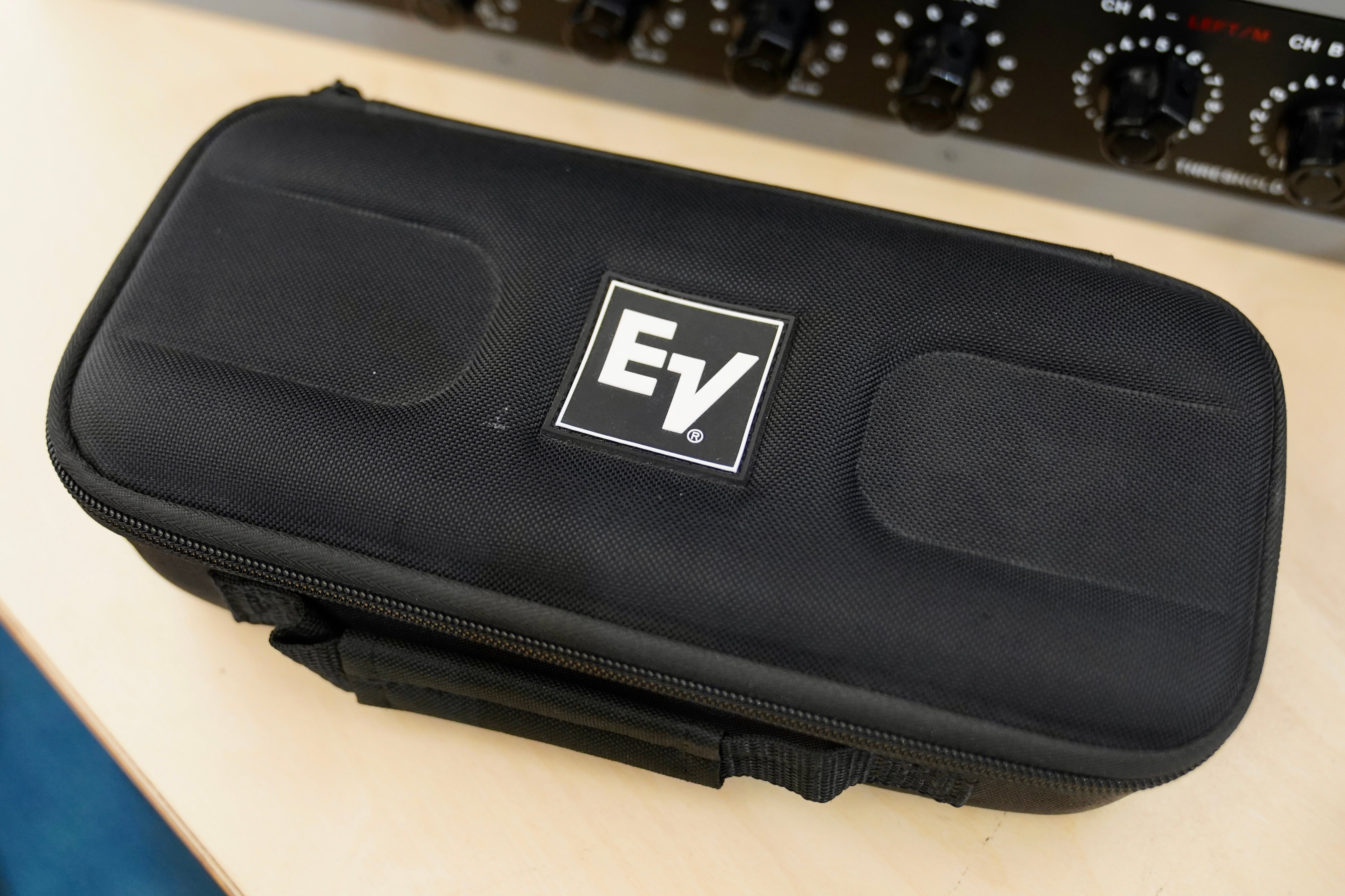 Electro-Voice RE320 Variable-D Dynamic Microphone