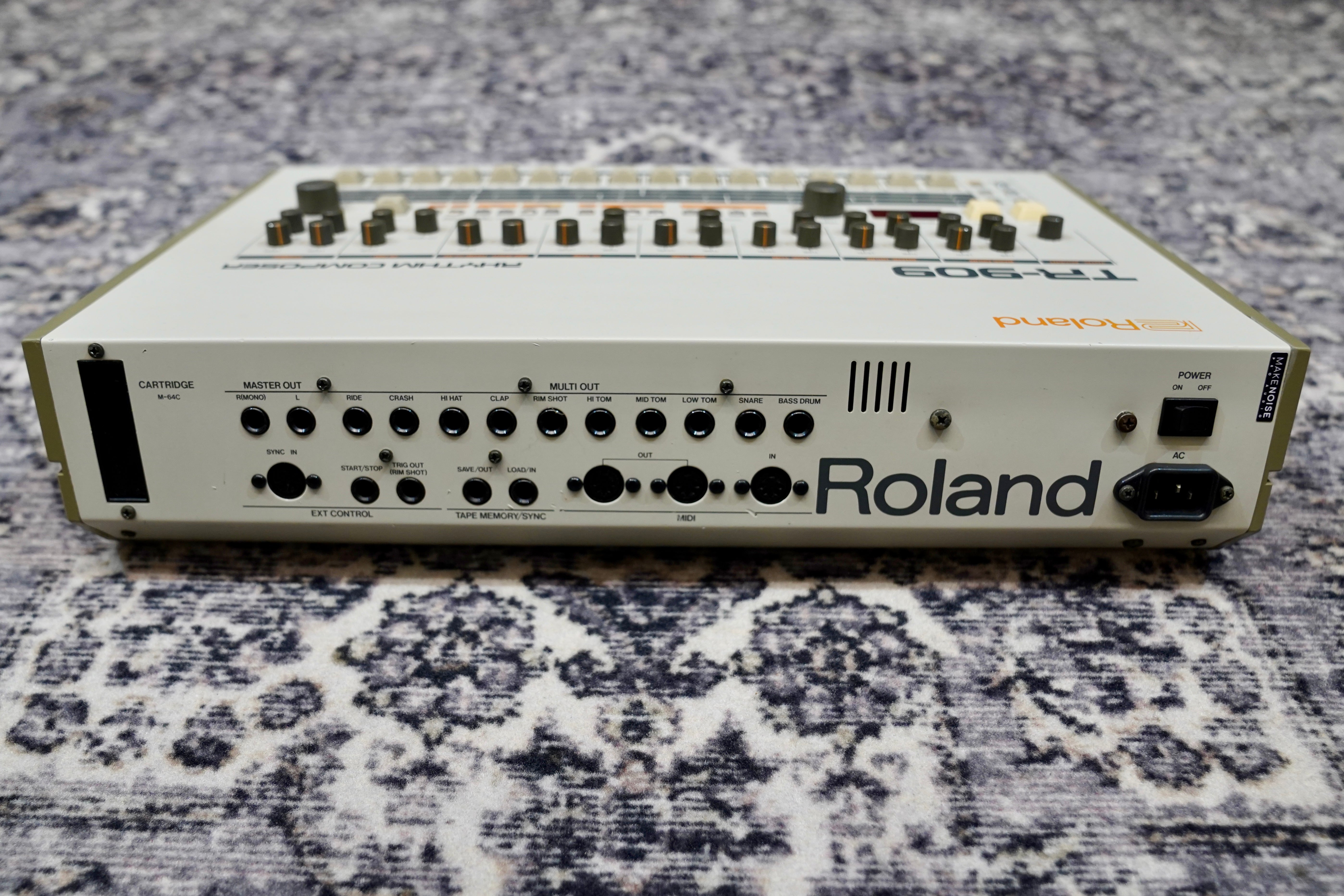 Roland TR-909 Rhythm Composer