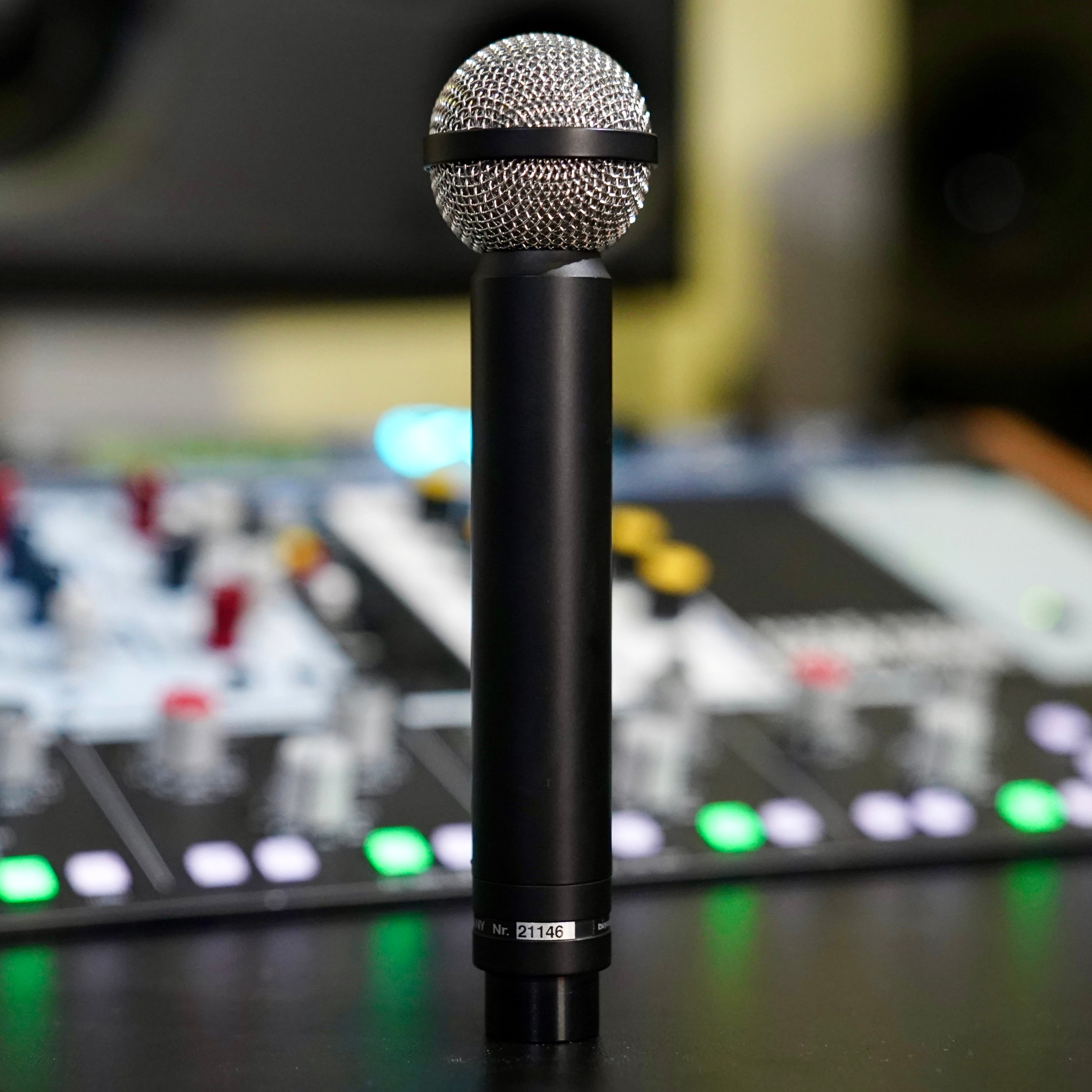 Beyerdynamic M160 Ribbon Microphone
