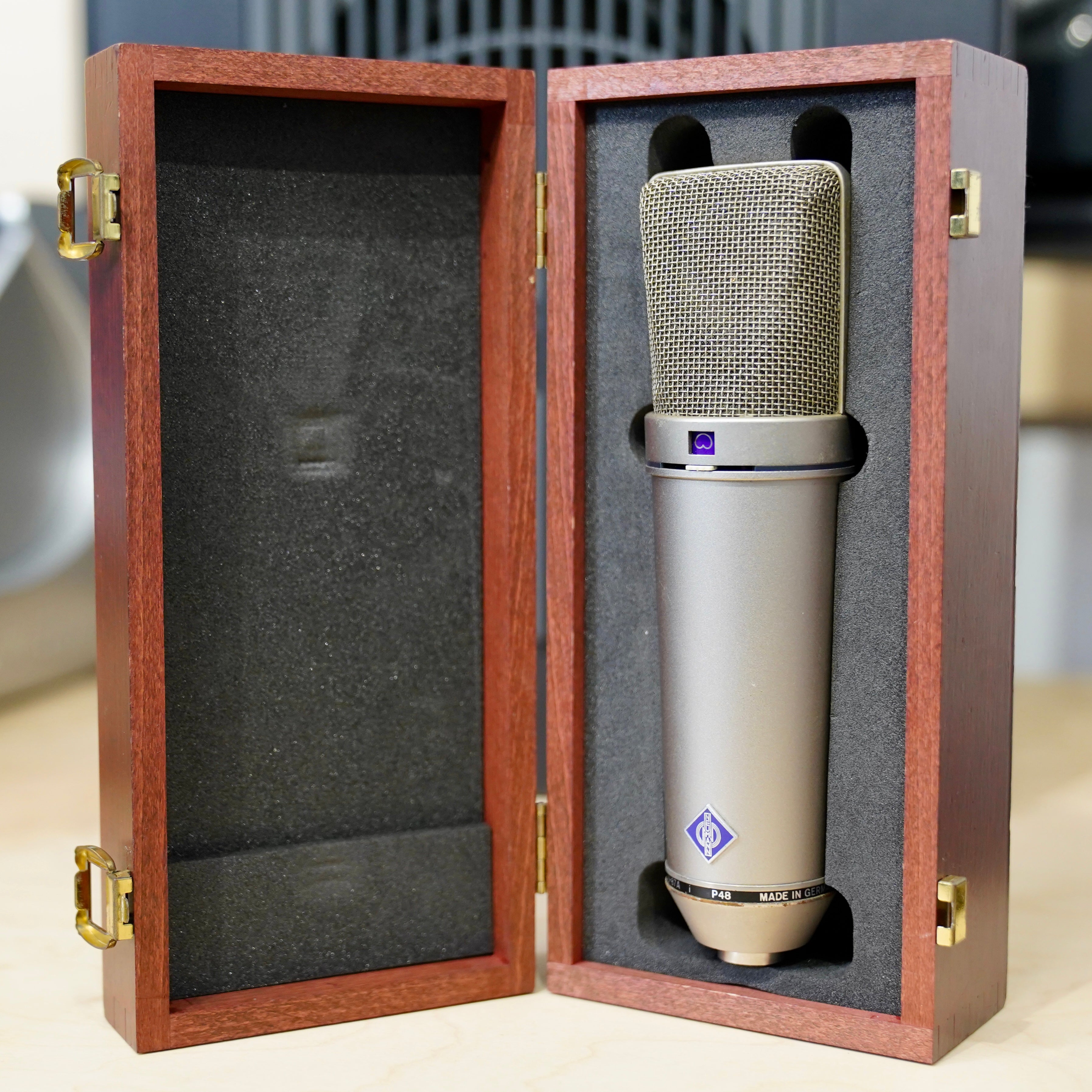 Neumann U87 Ai