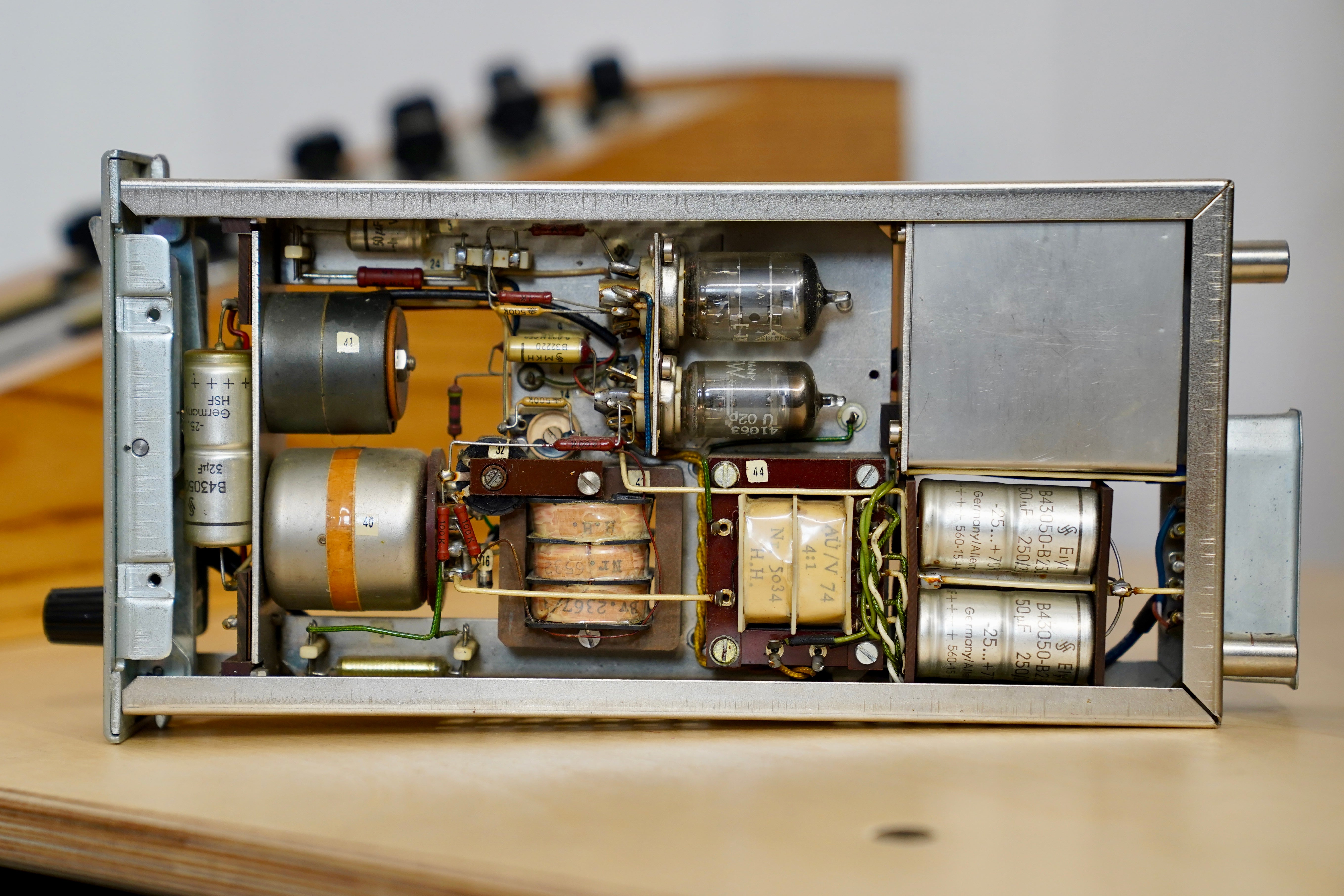 TAB V74 Line Amplifier/Transformer Buffer