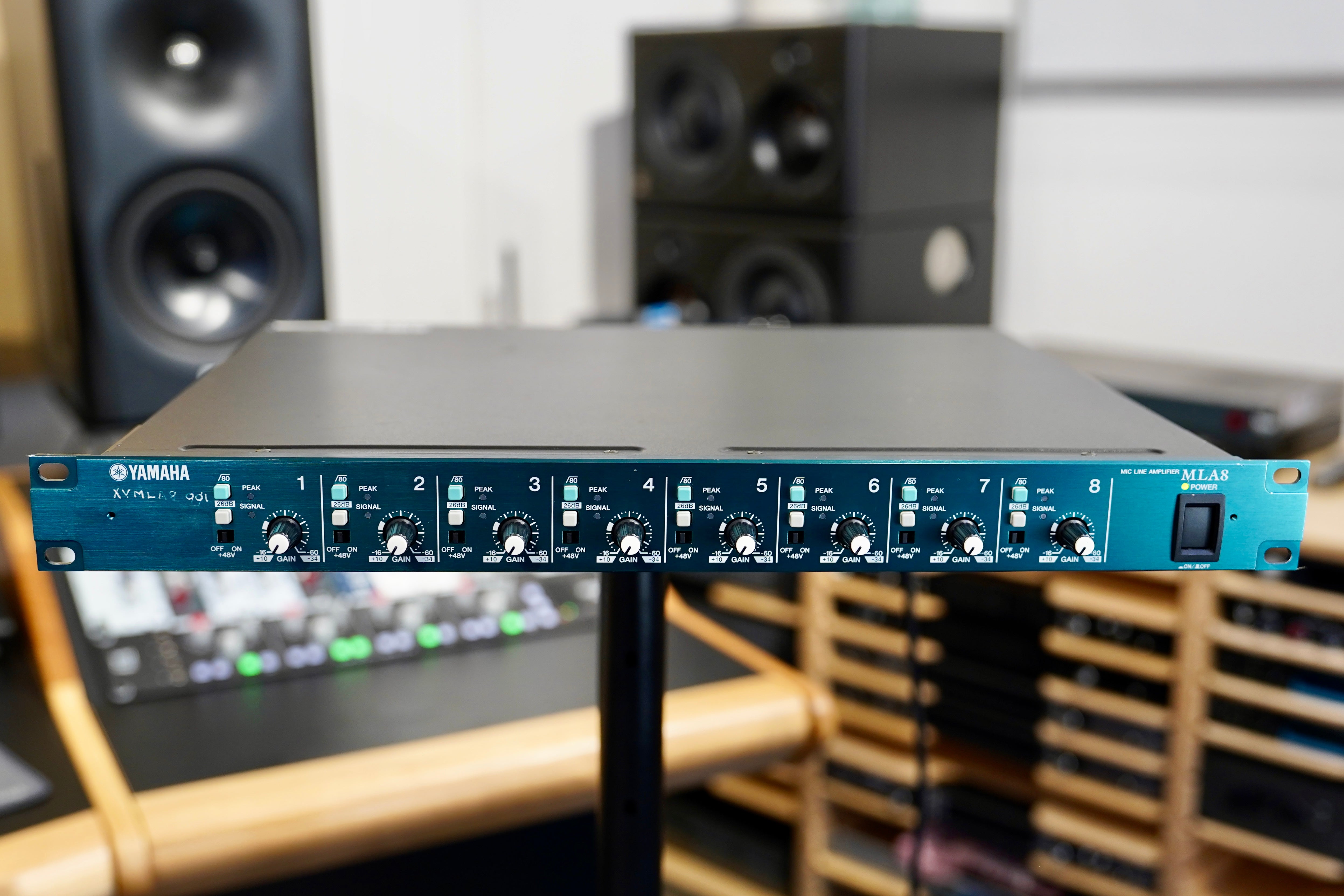 Yamaha MLA8 Mic Line Amplifier