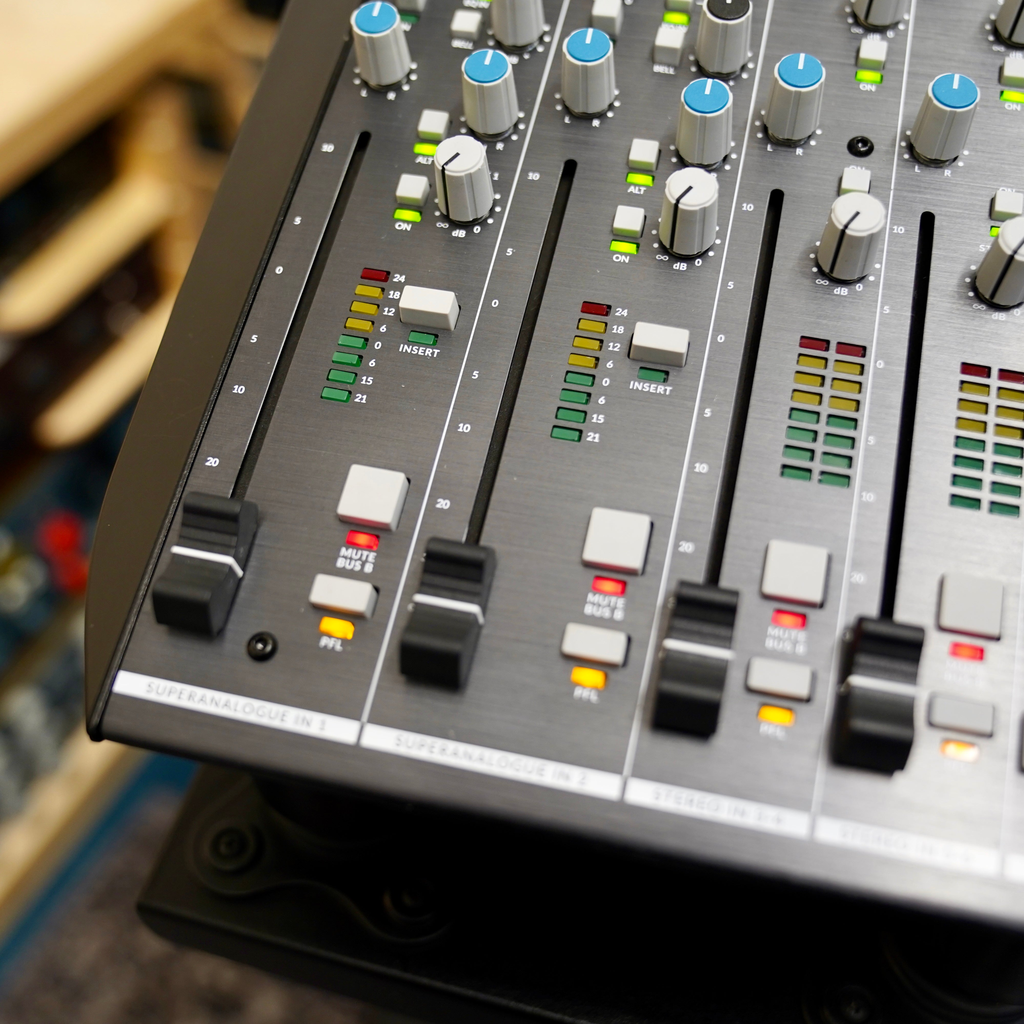 Solid State Logic SiX