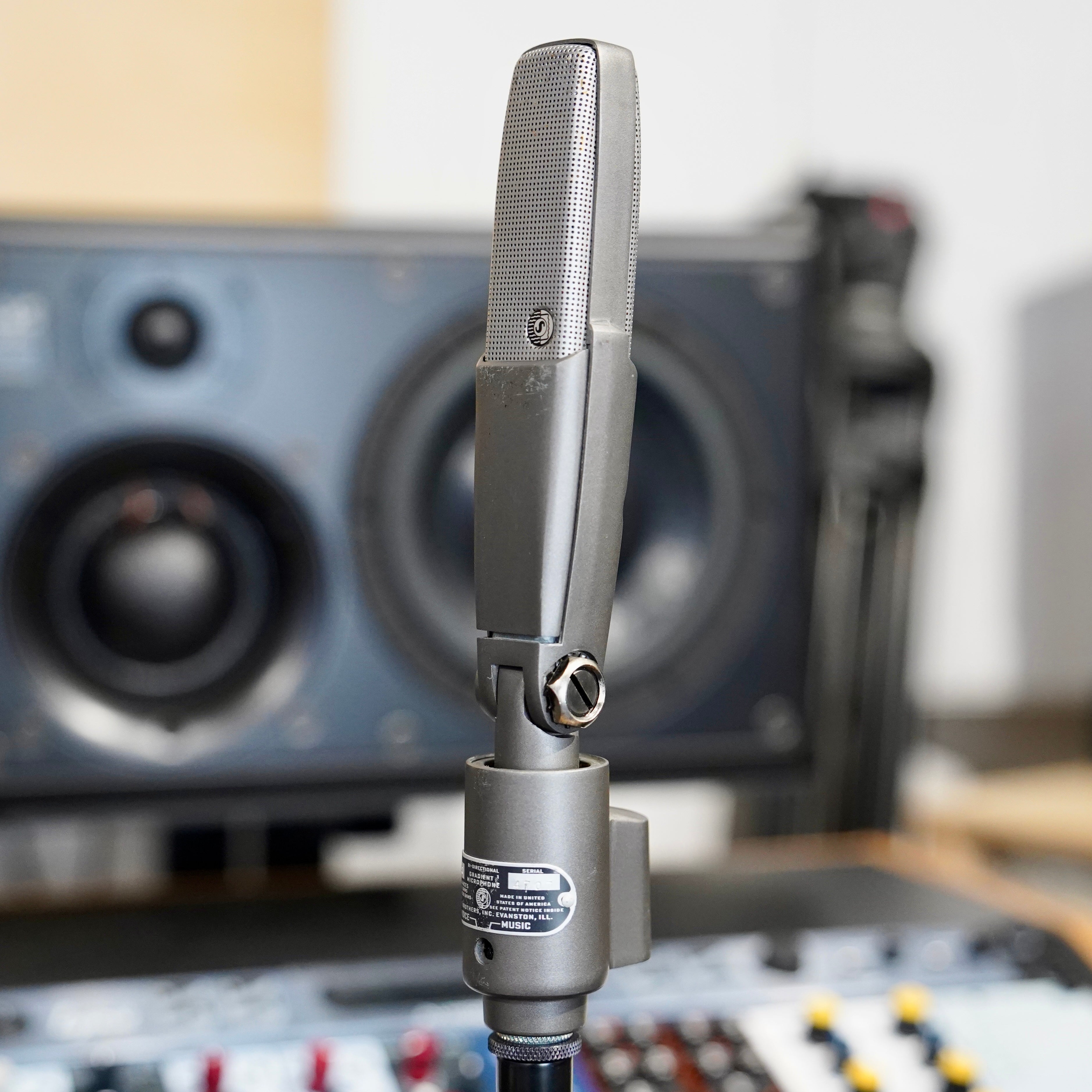 Shure 300 Ribbon Microphone