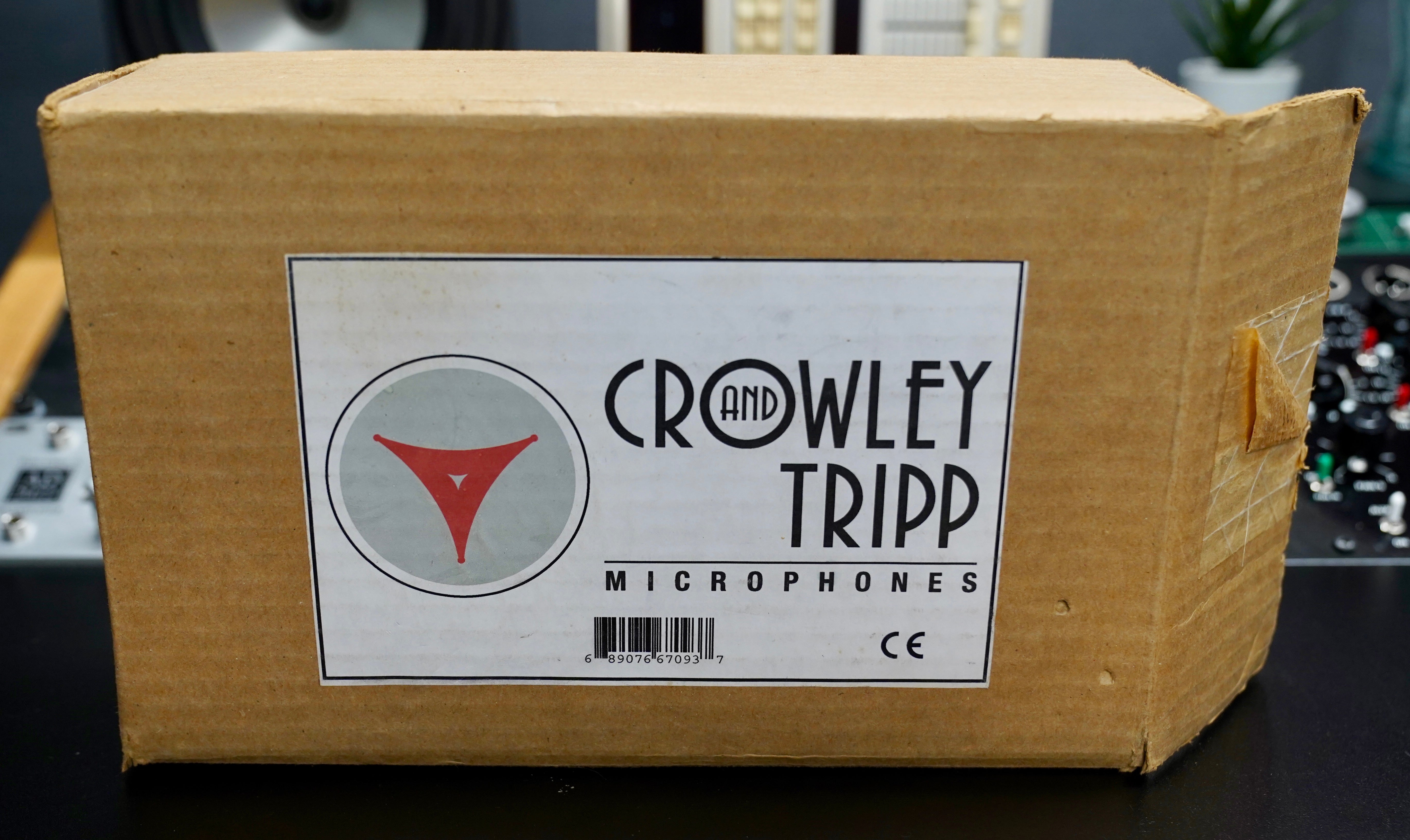 Crowley & Tripp Naked Eye