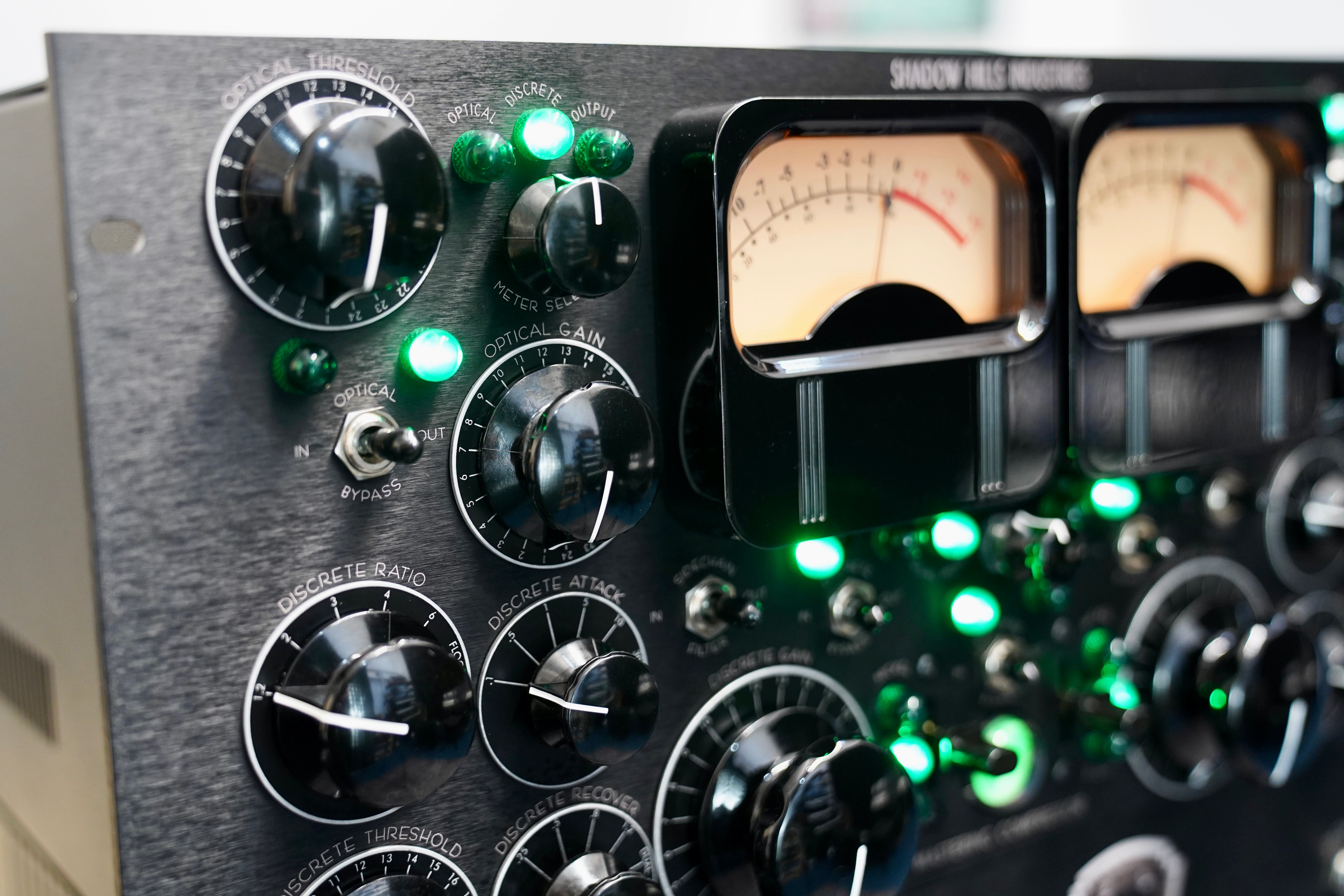 Shadow Hills Mastering Compressor