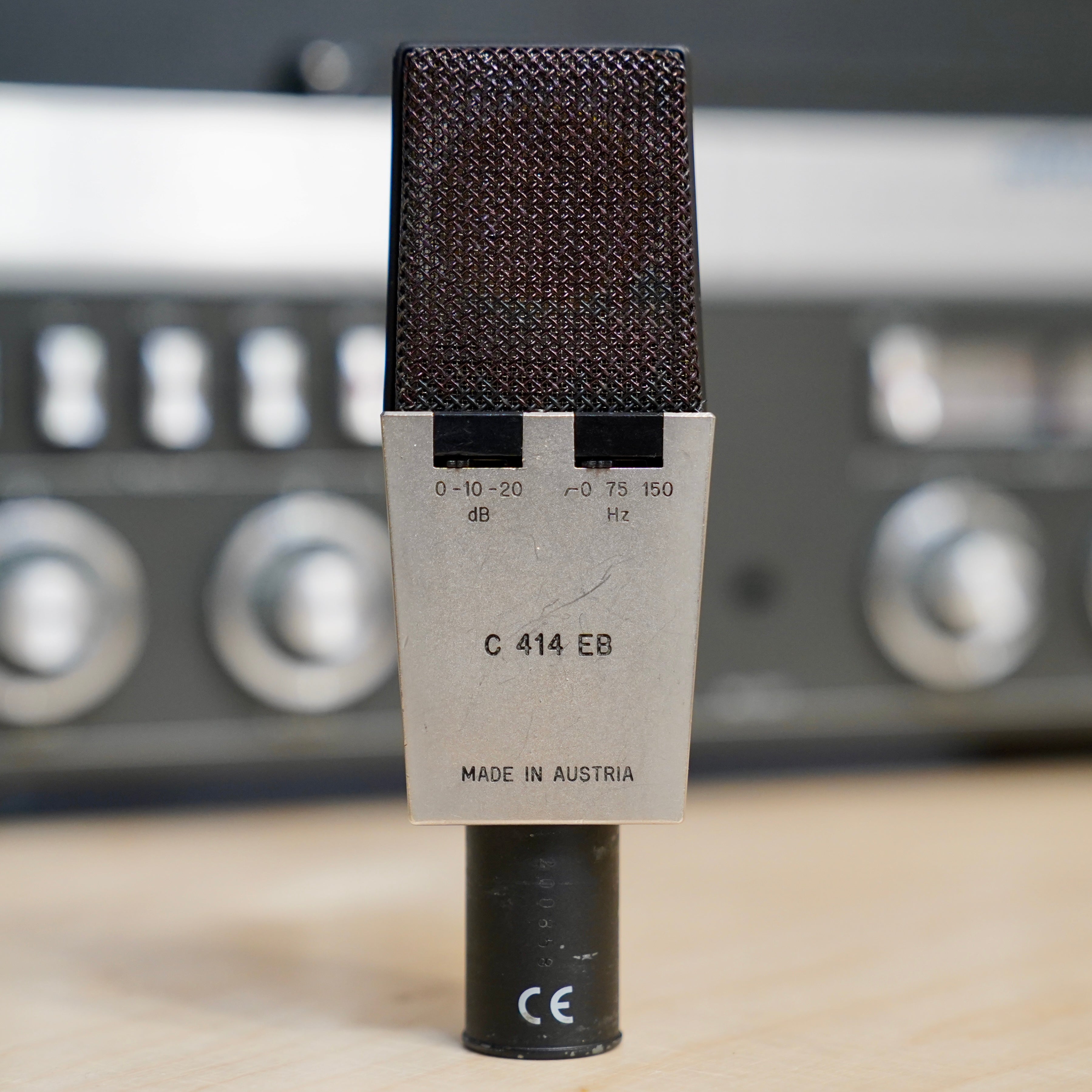 AKG C414 EB