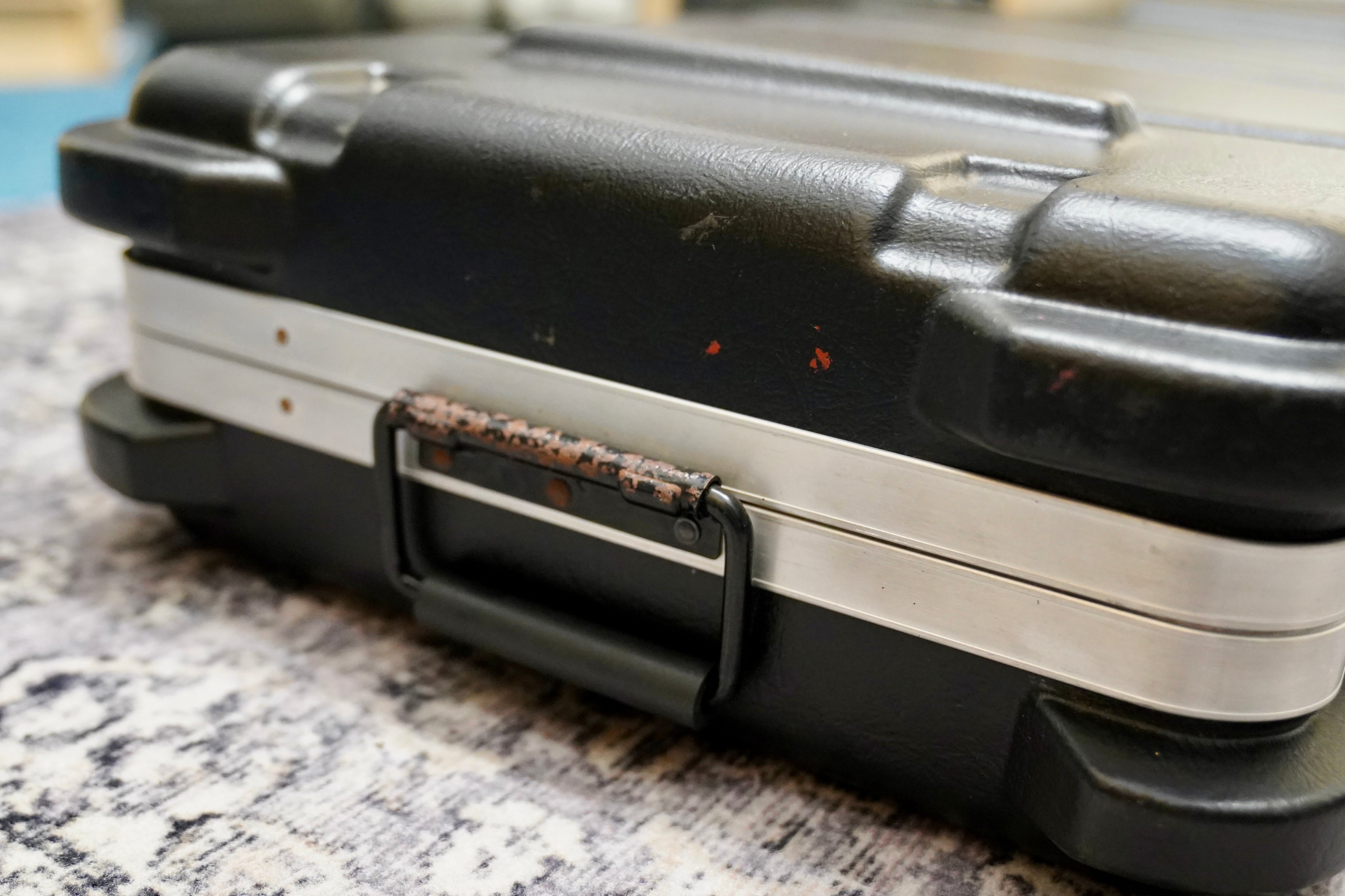 SKB Keyboard Case with Wheels and Foam Inserts