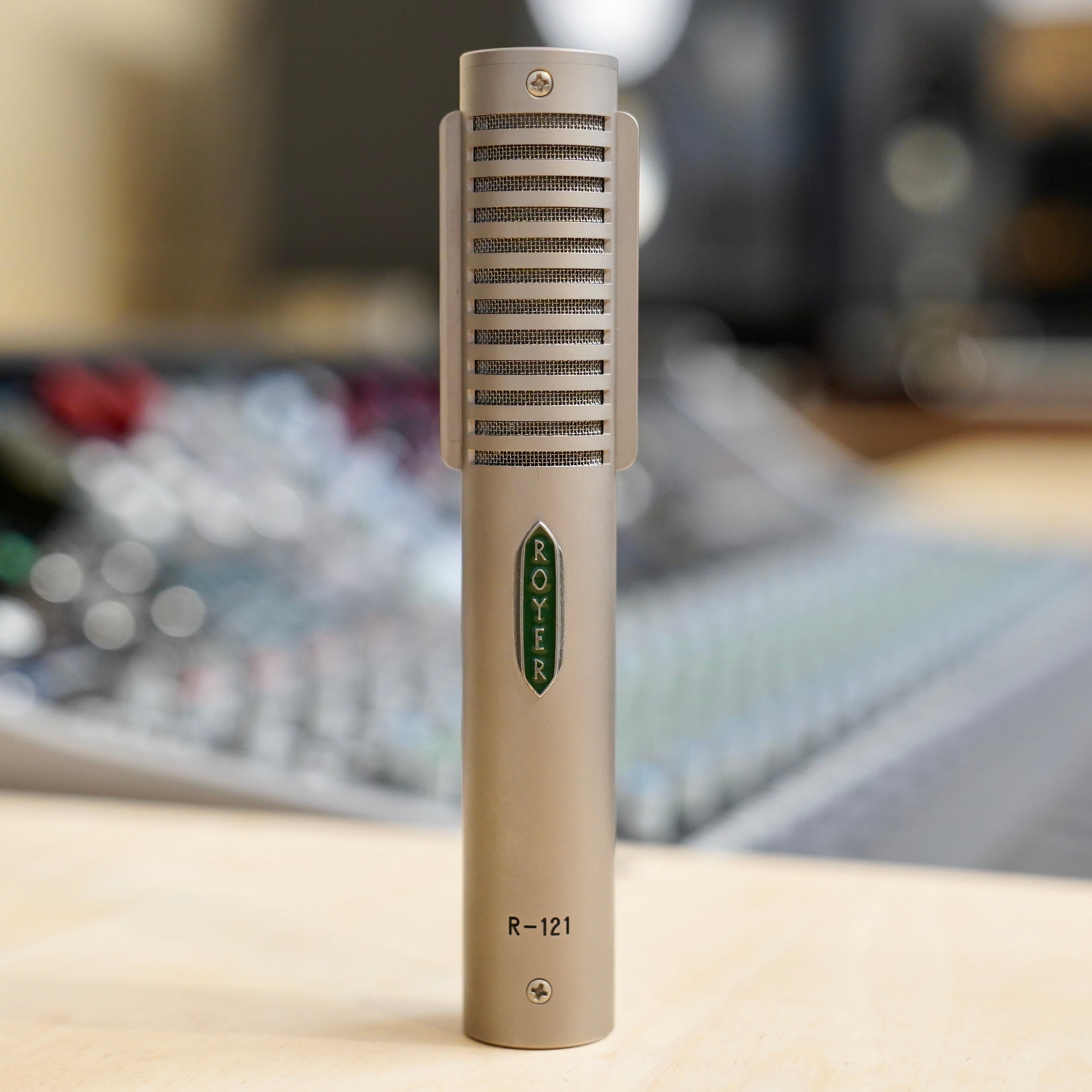 Royer R-121 Ribbon Microphone
