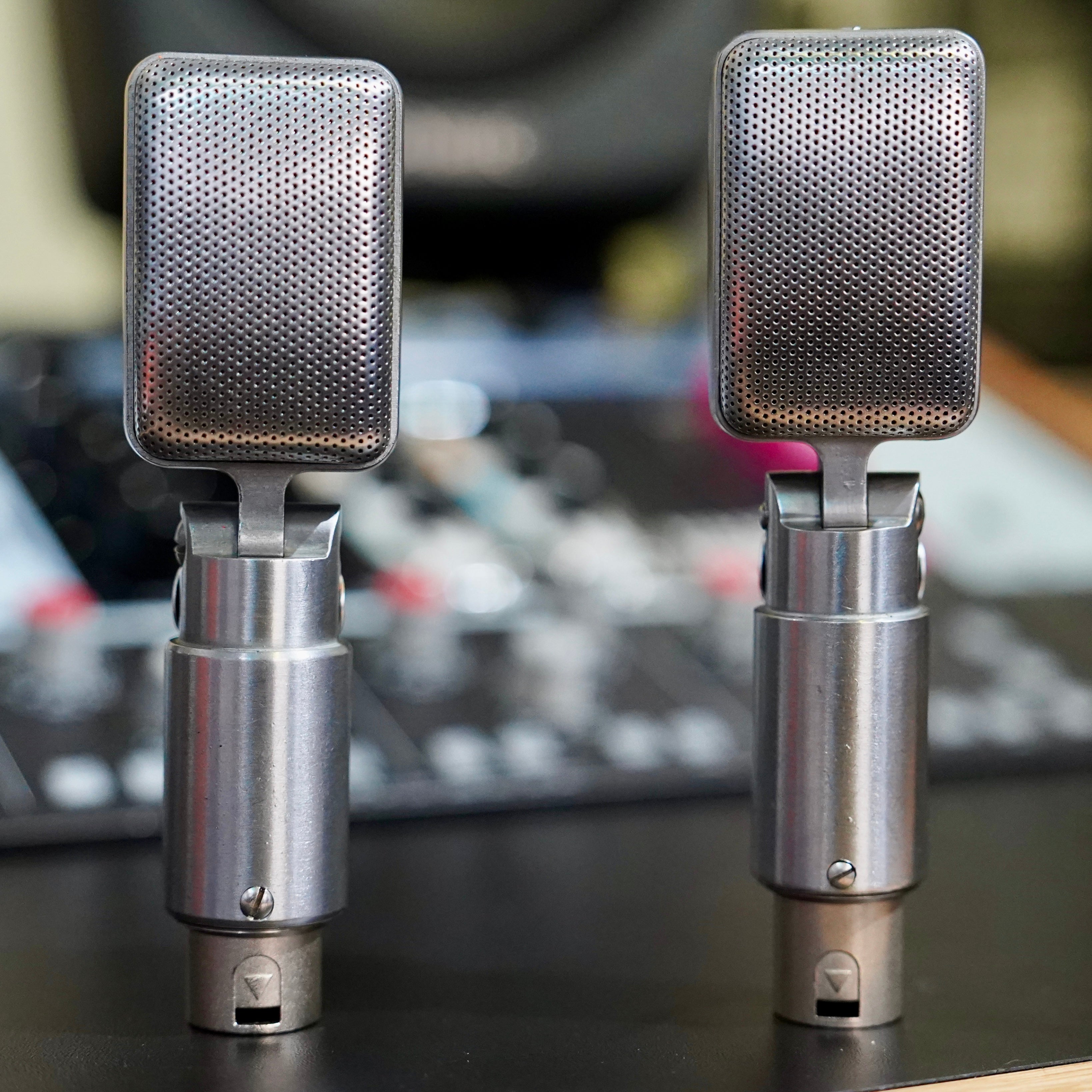 Reslo RB “The Beeb” (Pair) by Xaudia