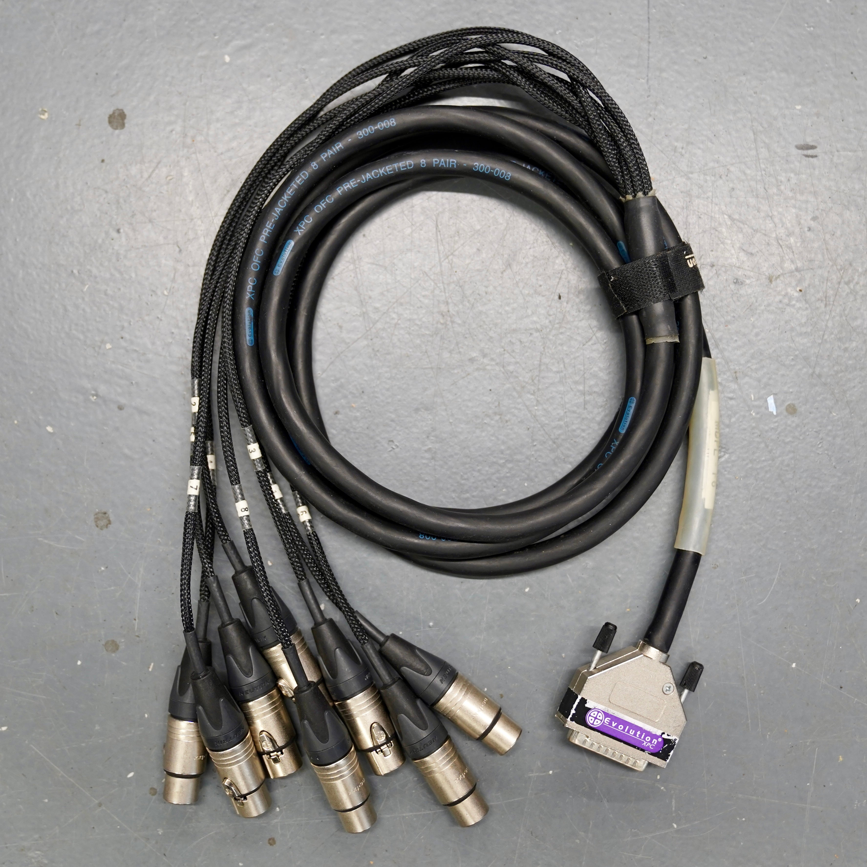 3m Evolution DB25 to Neutrik Female XLR Loom