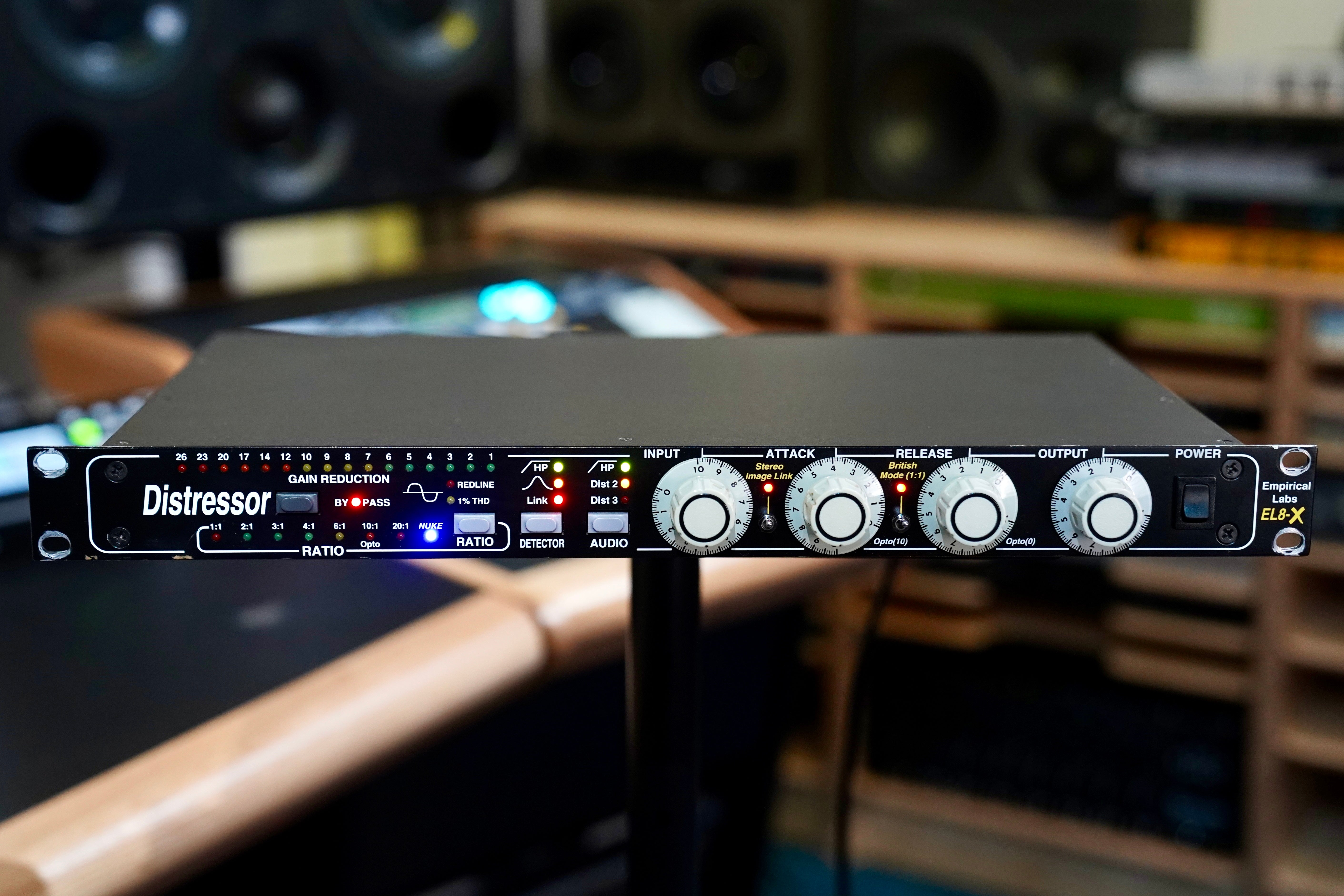 Empirical Labs EL8-X Distressor