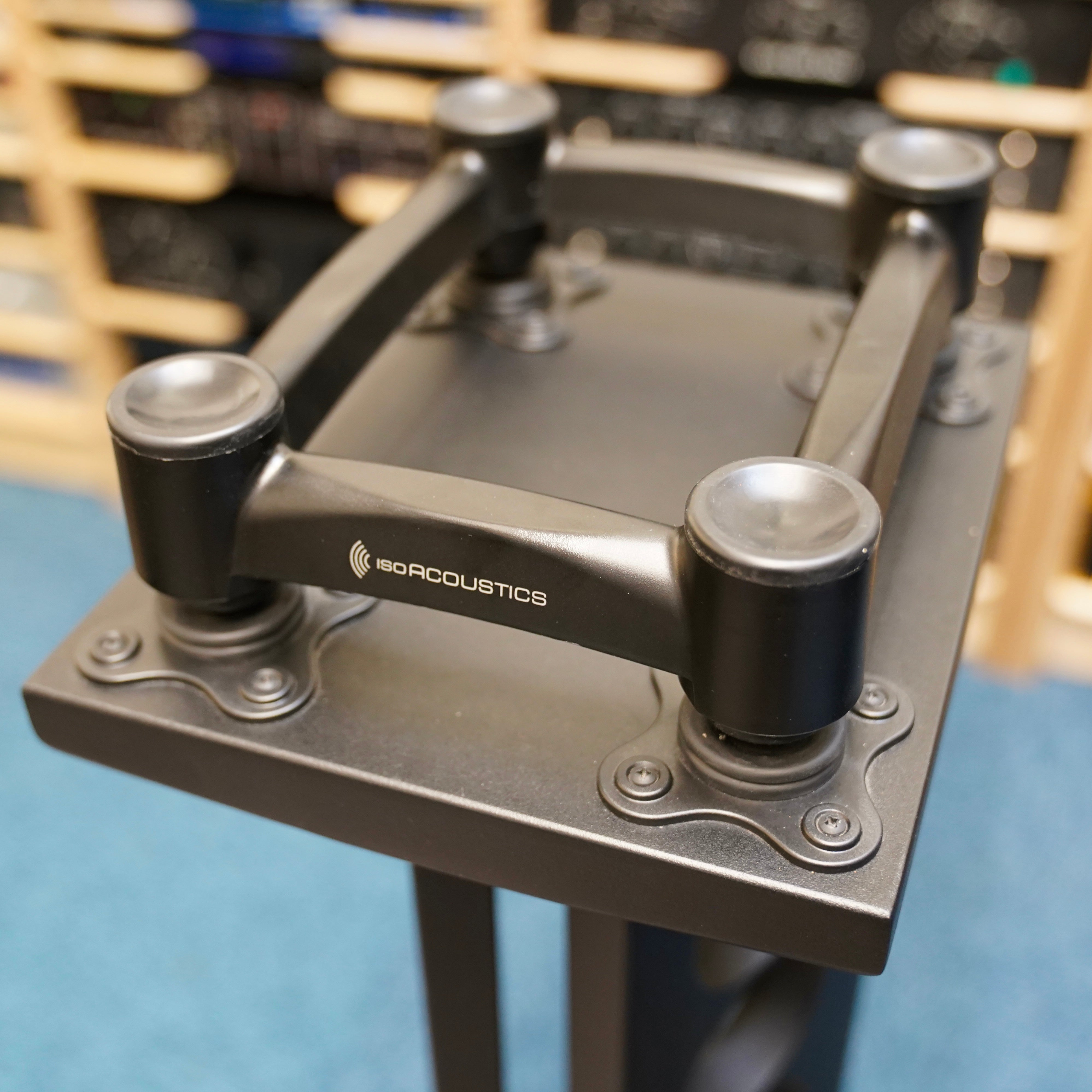 Argosy Spire 360i Speaker Stand with IsoAcoustics Technology