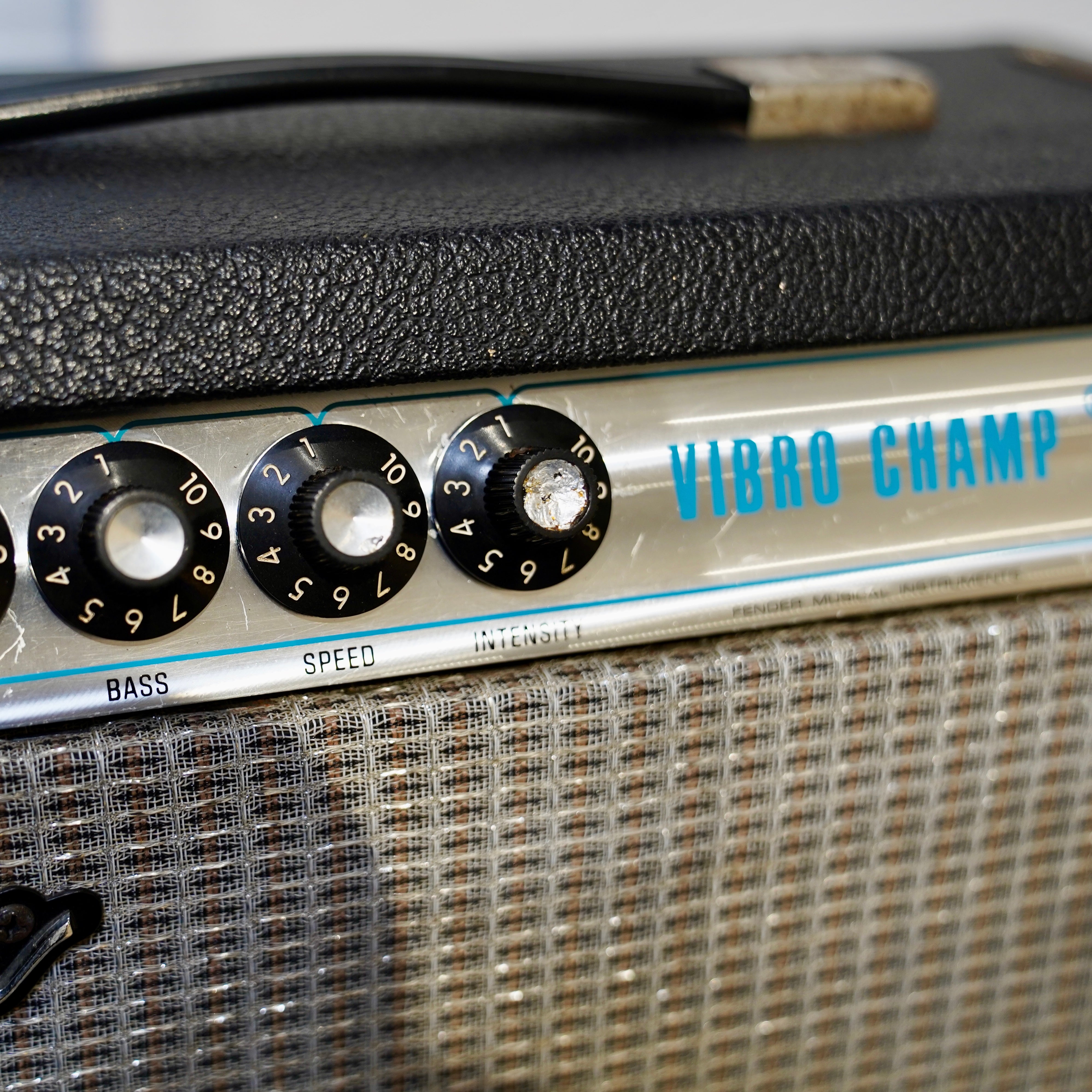 Fender Vibro Champ