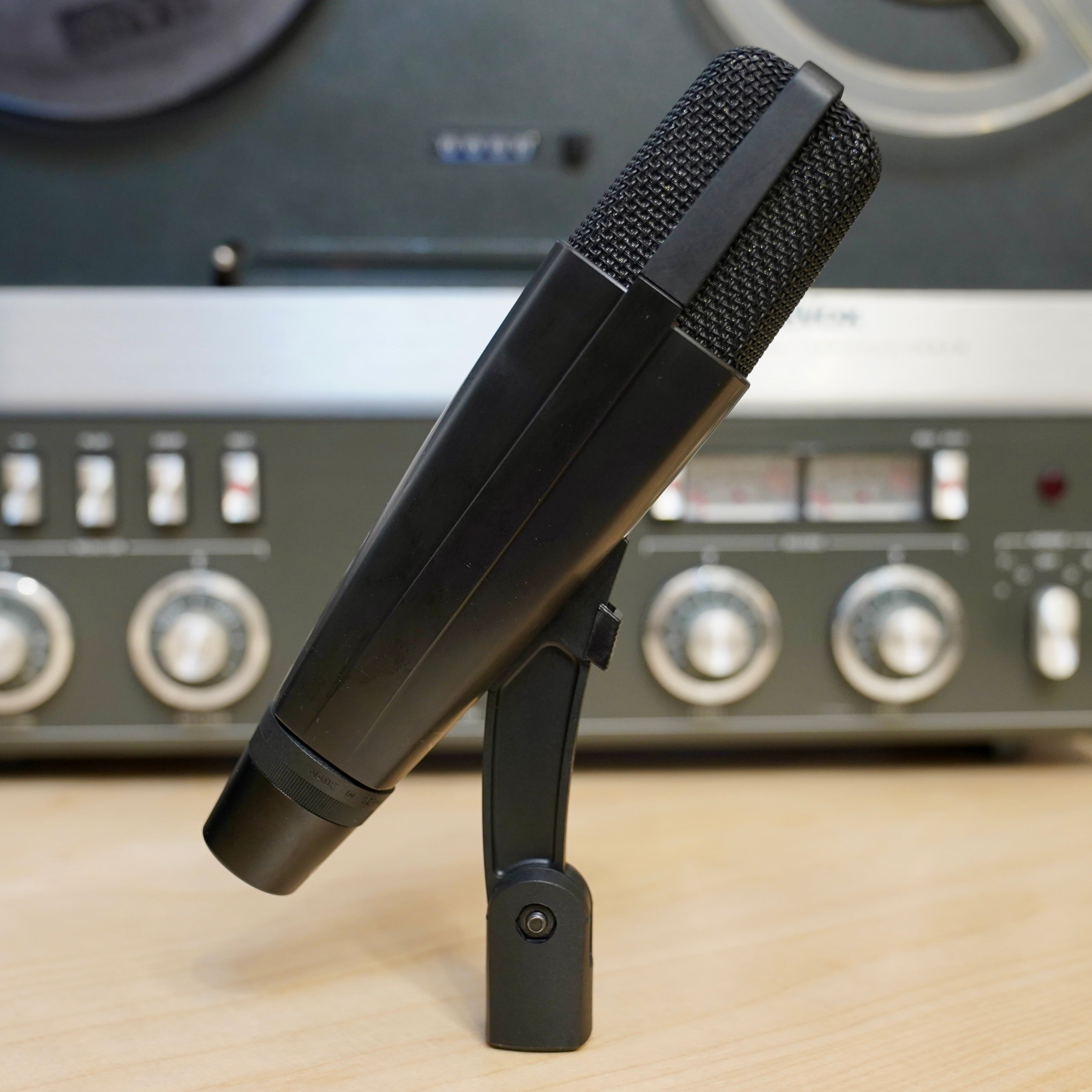 Sennheiser MD 421 II Dynamic Microphone